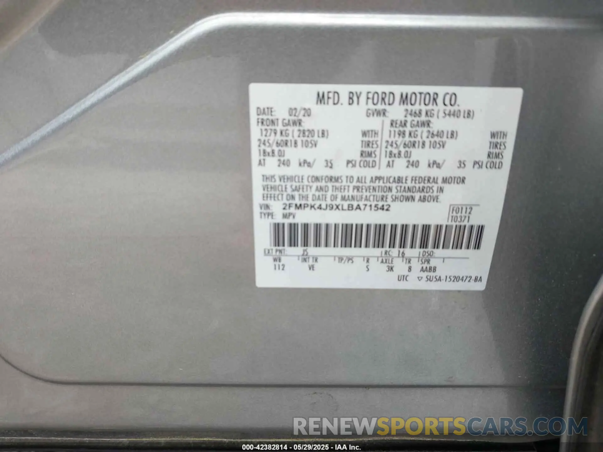 9 Photograph of a damaged car 2FMPK4J9XLBA71542 FORD EDGE 2020