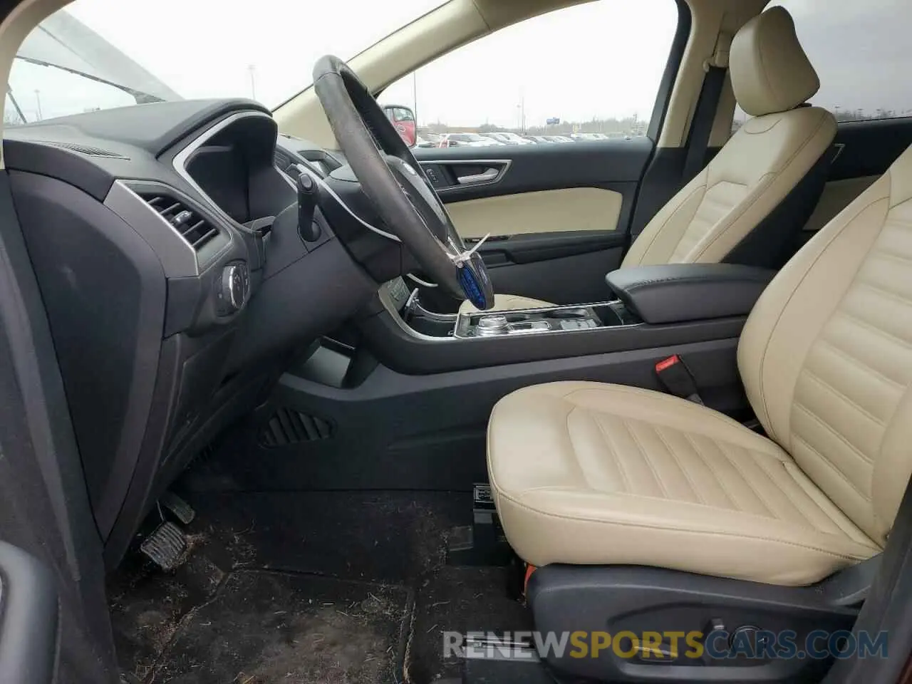 7 Photograph of a damaged car 2FMPK4J9XLBB31674 FORD EDGE 2020