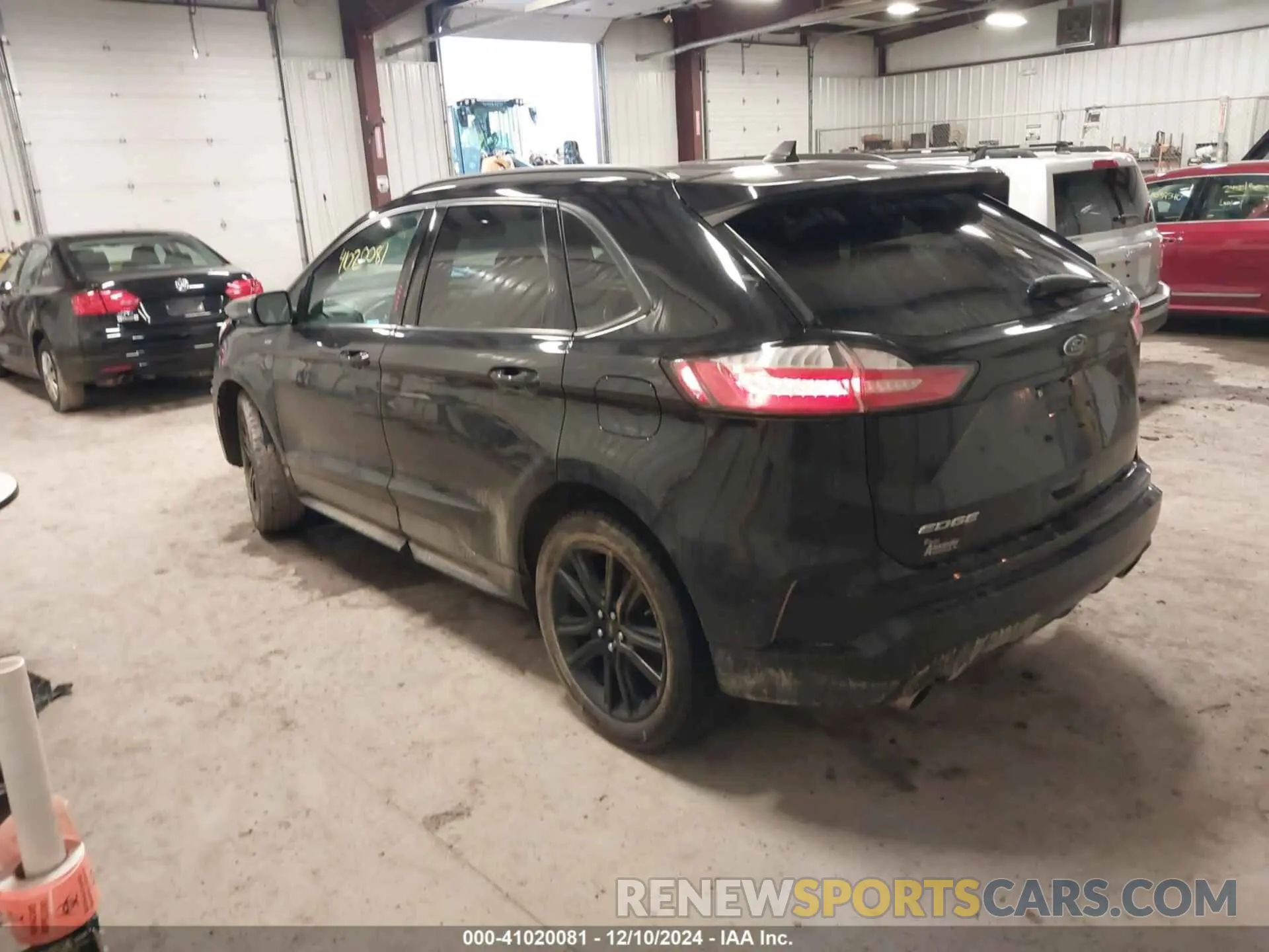 3 Photograph of a damaged car 2FMPK4J9XLBB53562 FORD EDGE 2020