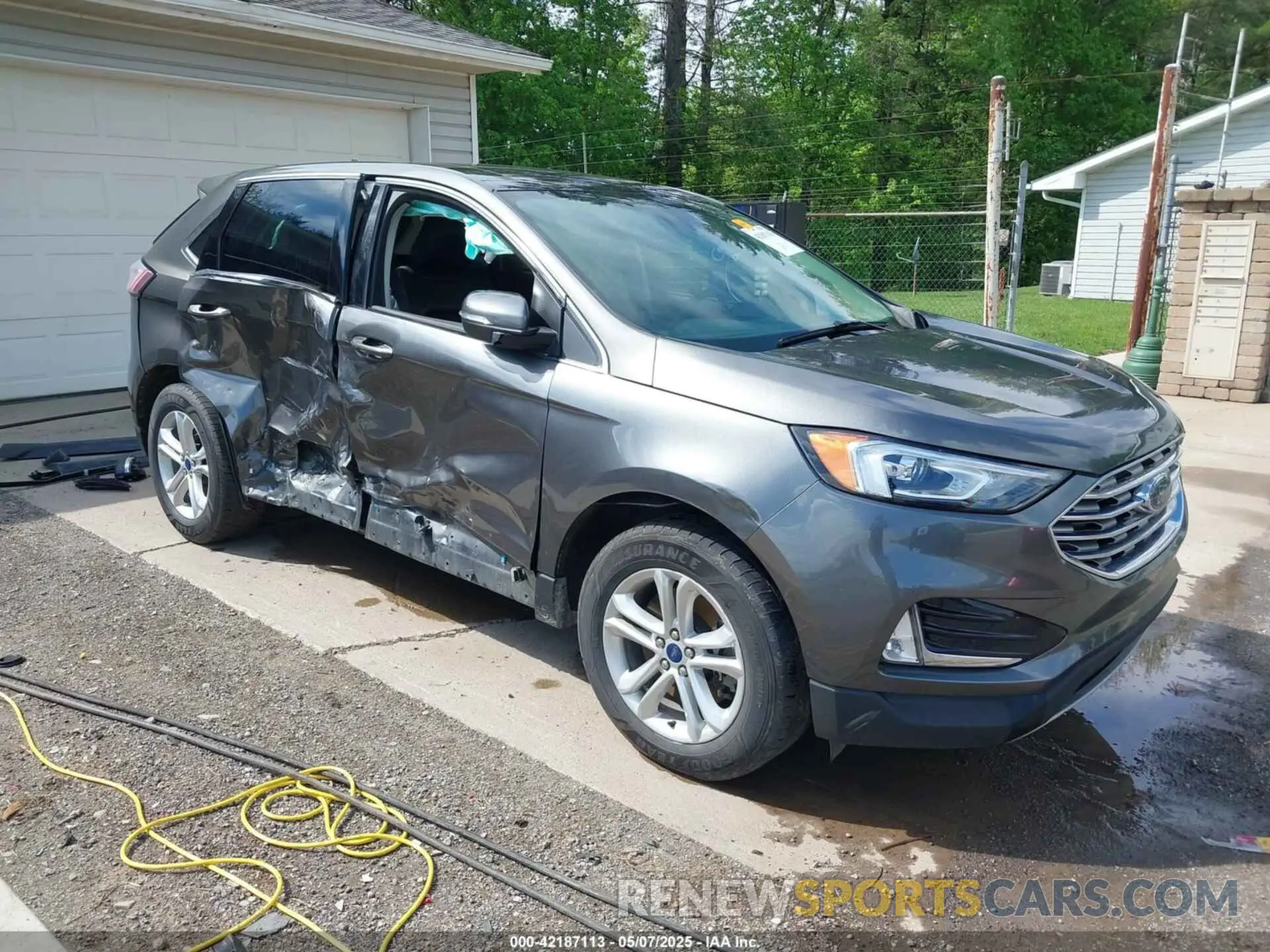1 Photograph of a damaged car 2FMPK4J9XLBB58471 FORD EDGE 2020