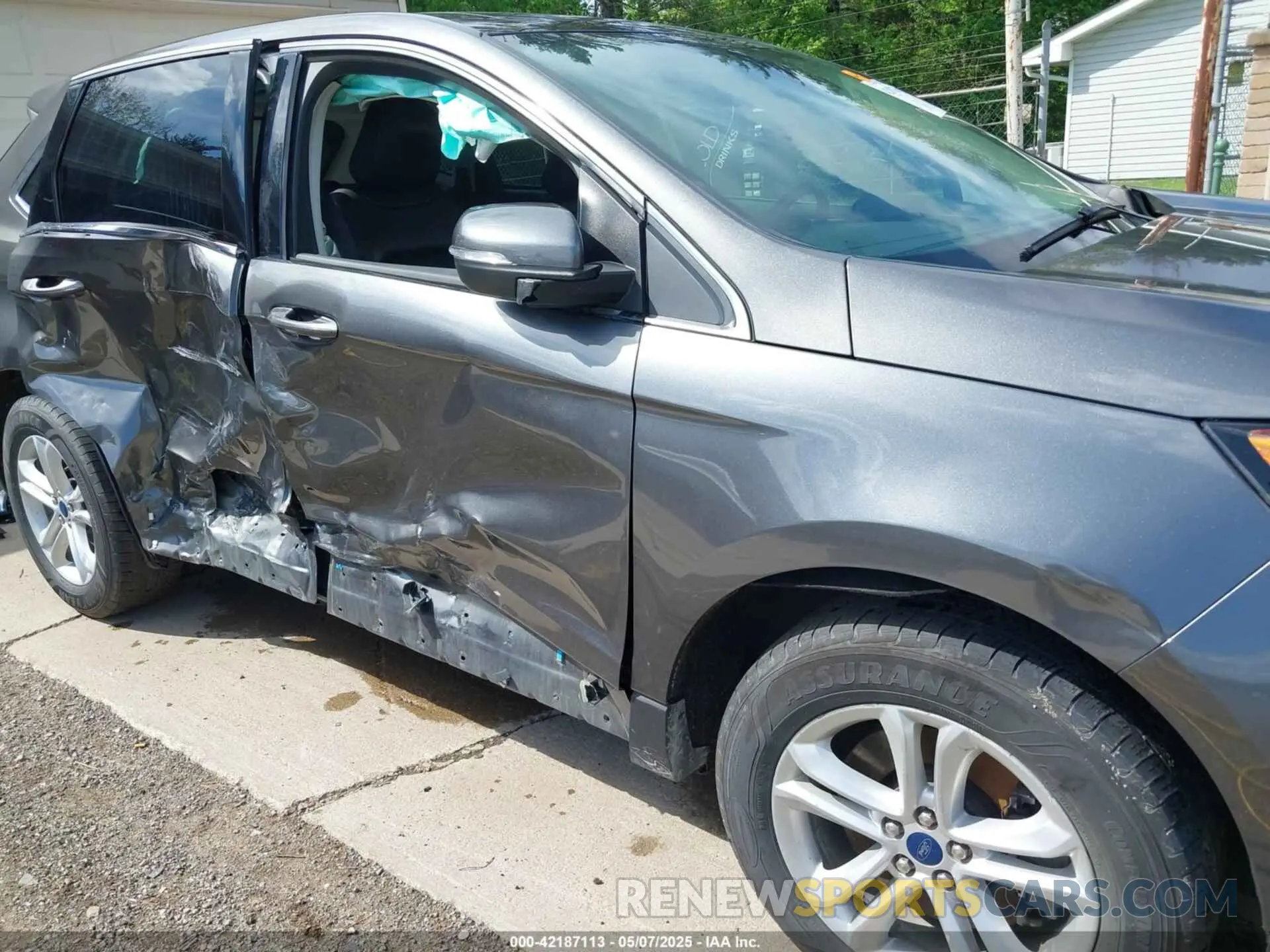 13 Photograph of a damaged car 2FMPK4J9XLBB58471 FORD EDGE 2020