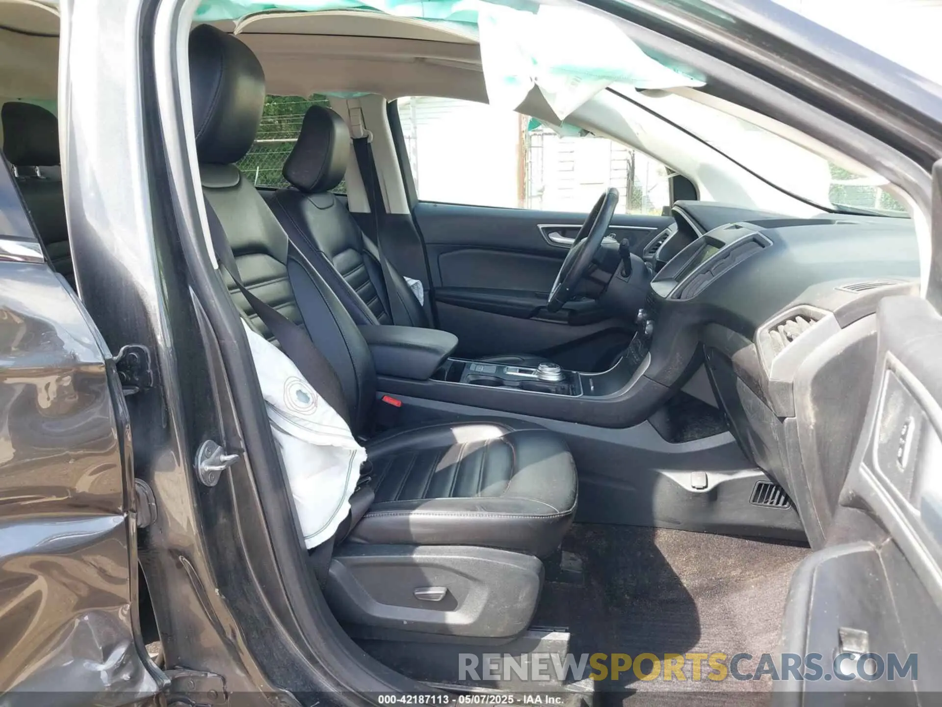 5 Photograph of a damaged car 2FMPK4J9XLBB58471 FORD EDGE 2020