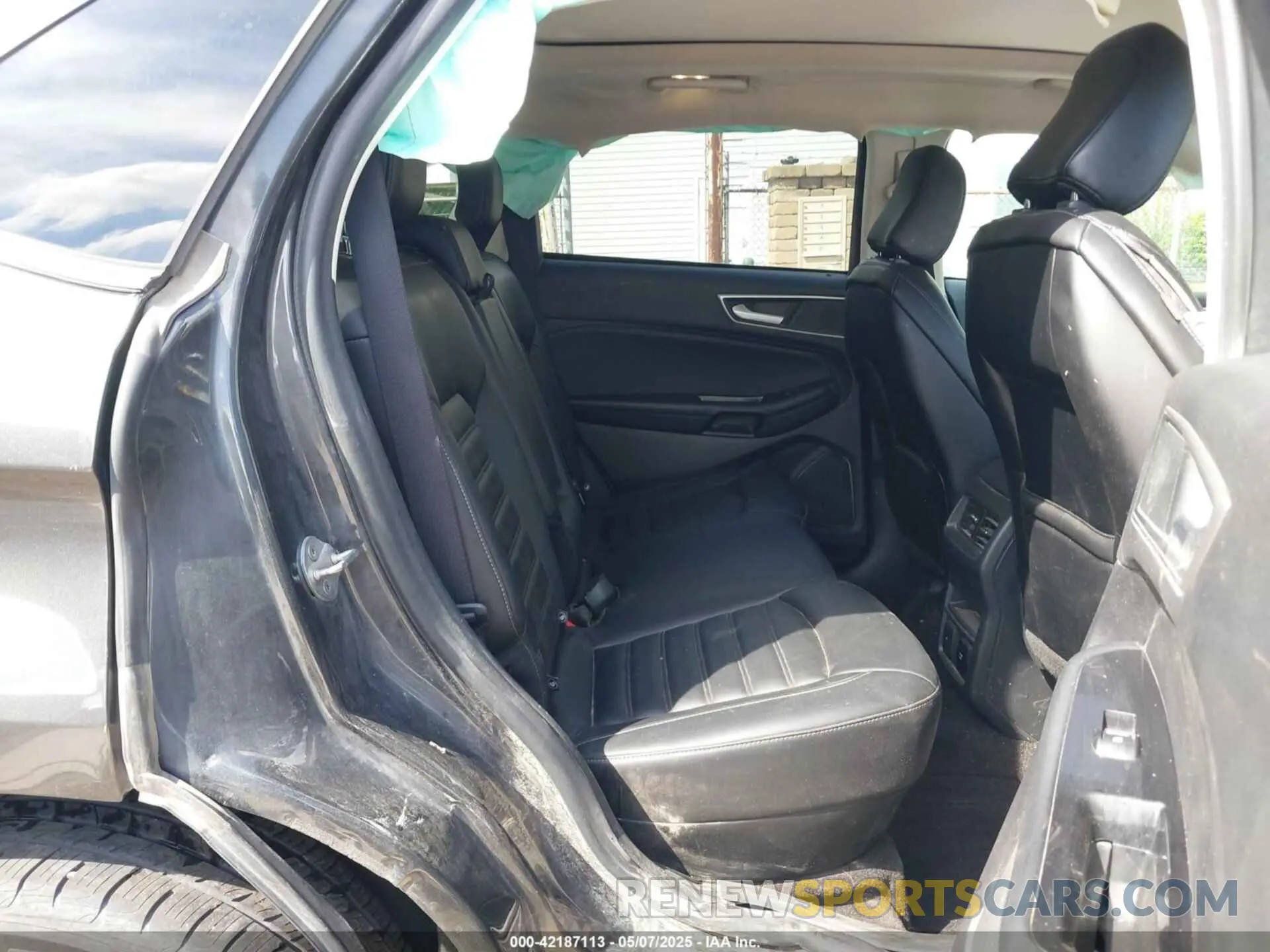 8 Photograph of a damaged car 2FMPK4J9XLBB58471 FORD EDGE 2020