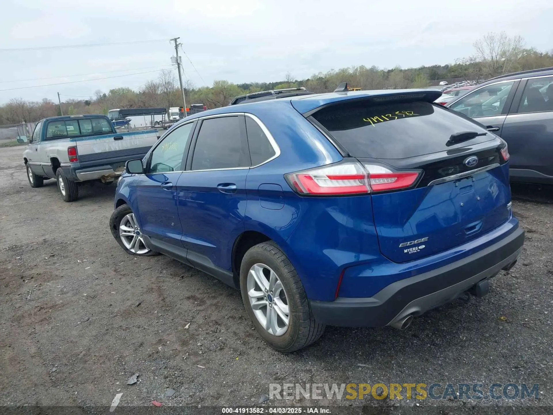 3 Photograph of a damaged car 2FMPK4J9XLBB59295 FORD EDGE 2020
