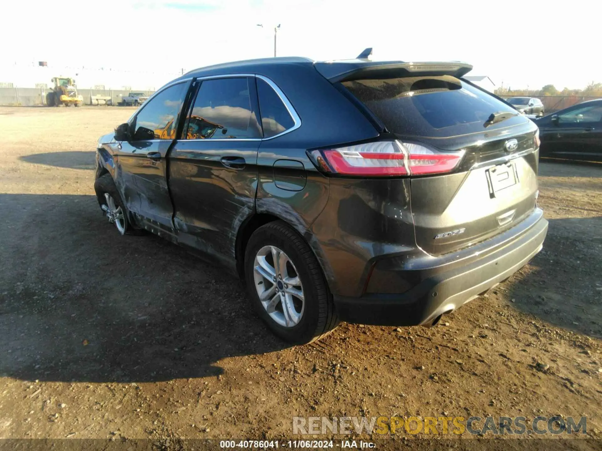 3 Photograph of a damaged car 2FMPK4J9XLBB61581 FORD EDGE 2020