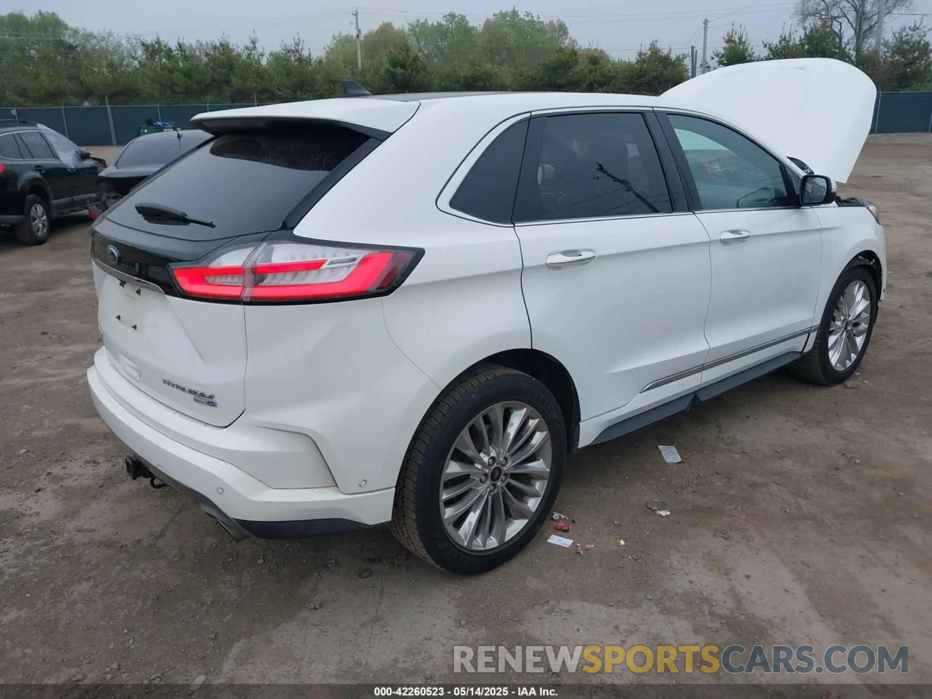 4 Photograph of a damaged car 2FMPK4K90LBB06782 FORD EDGE 2020