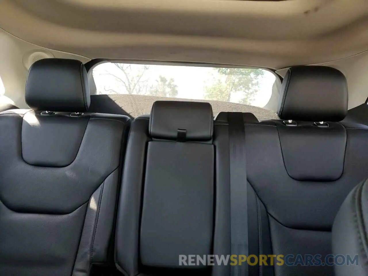 10 Photograph of a damaged car 2FMPK4K92LBB00854 FORD EDGE 2020