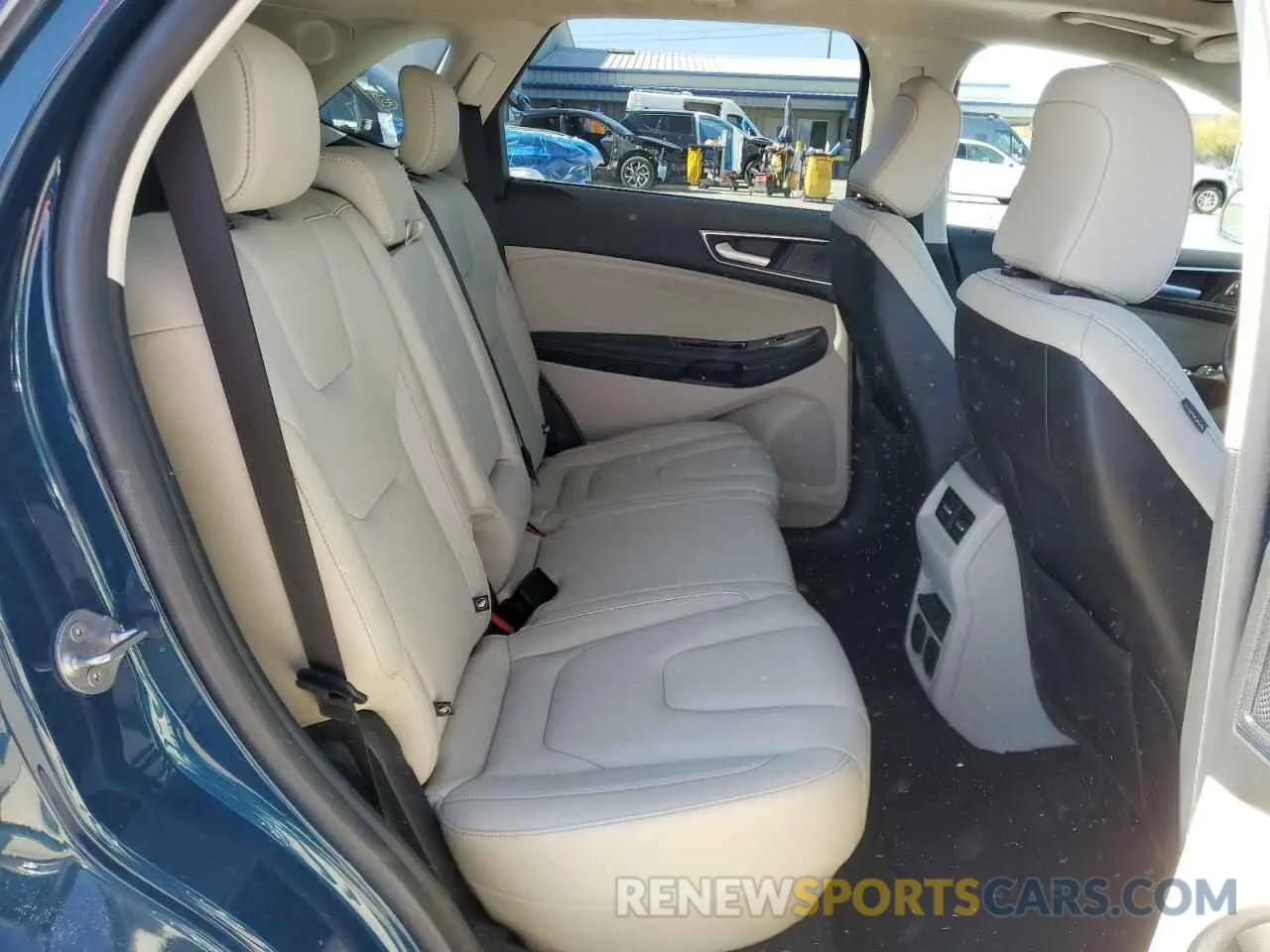 11 Photograph of a damaged car 2FMPK4K92LBB47043 FORD EDGE 2020