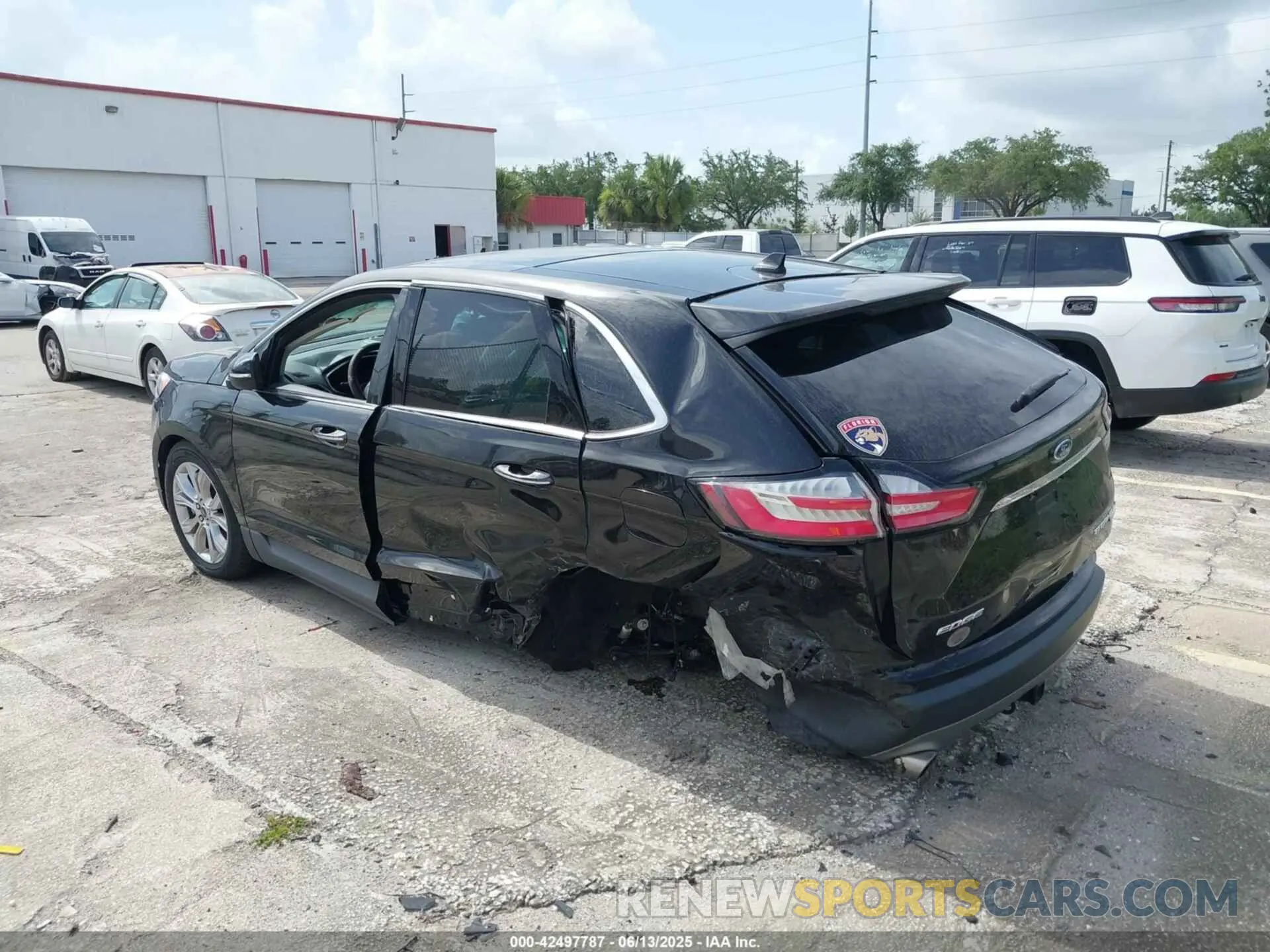 6 Photograph of a damaged car 2FMPK4K93LBA05221 FORD EDGE 2020
