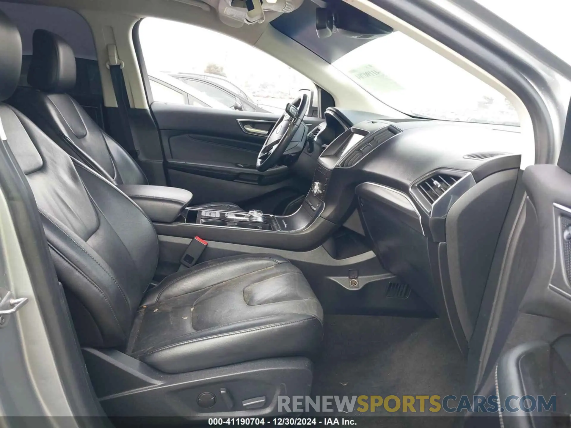 5 Photograph of a damaged car 2FMPK4K95LBA16379 FORD EDGE 2020