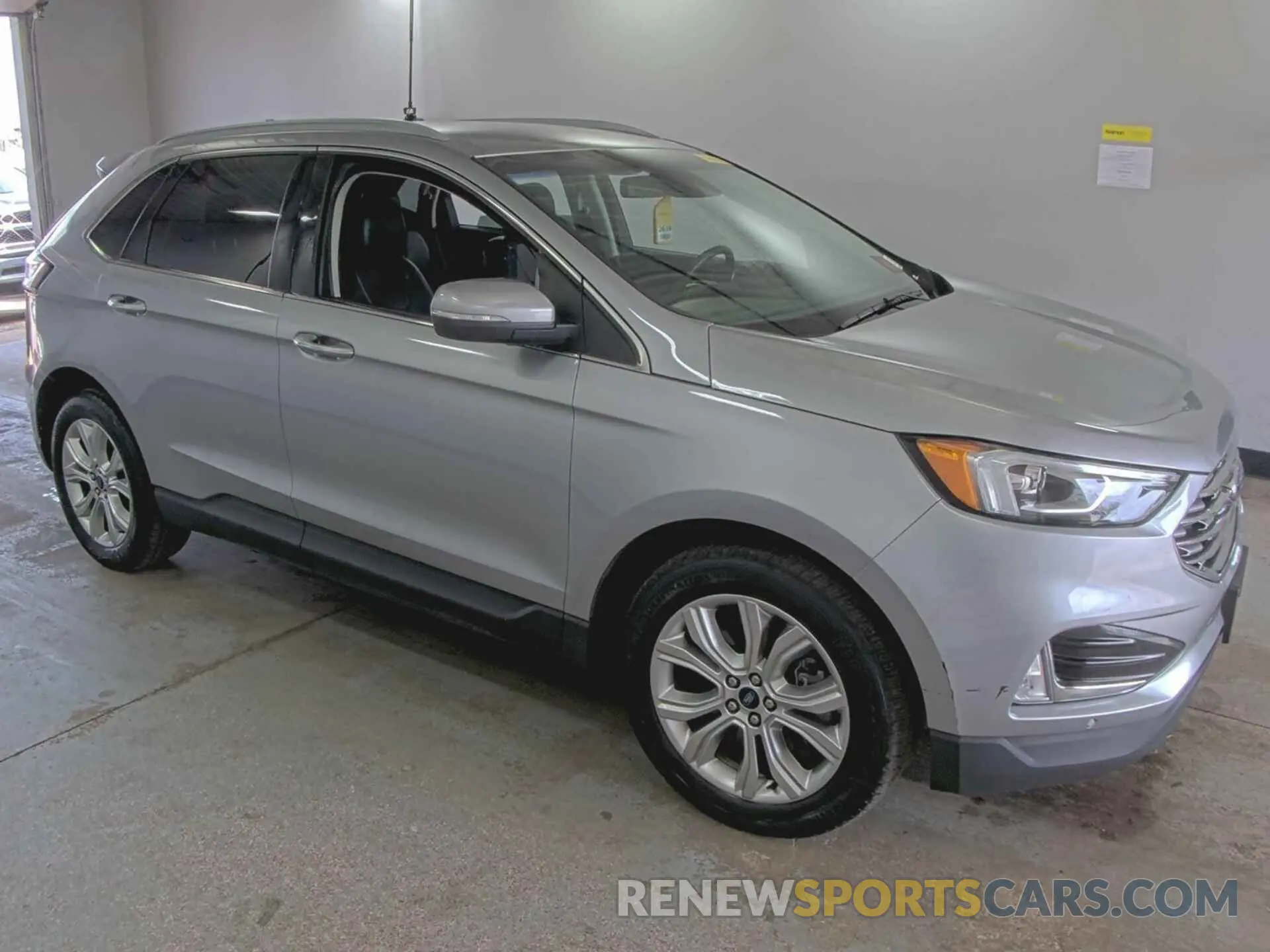 17 Photograph of a damaged car 2FMPK4K95LBA30542 FORD EDGE 2020