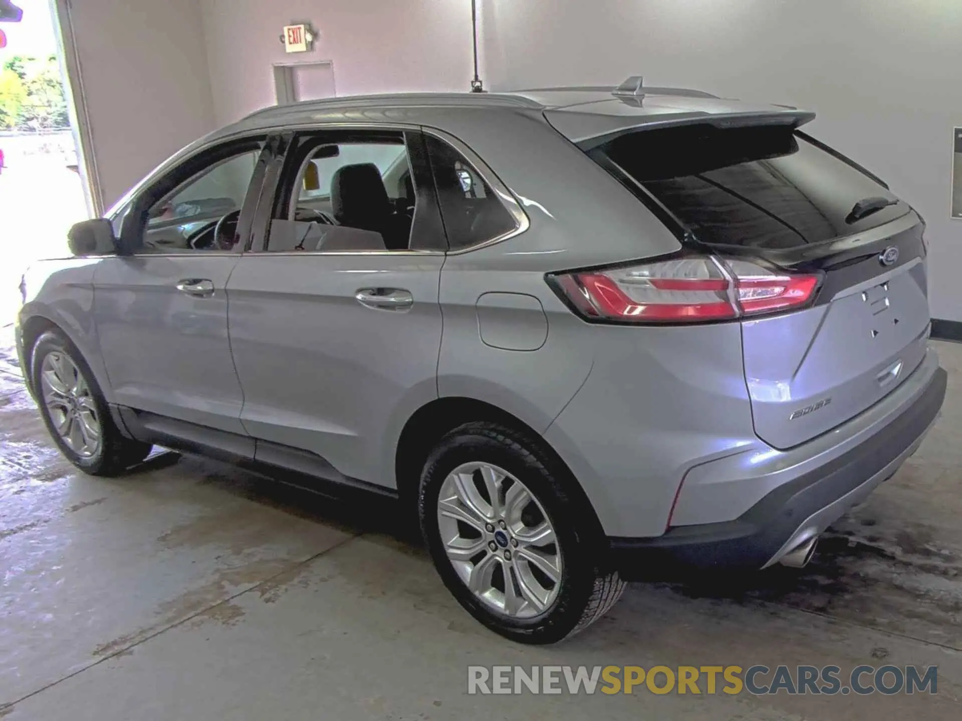 4 Photograph of a damaged car 2FMPK4K95LBA30542 FORD EDGE 2020