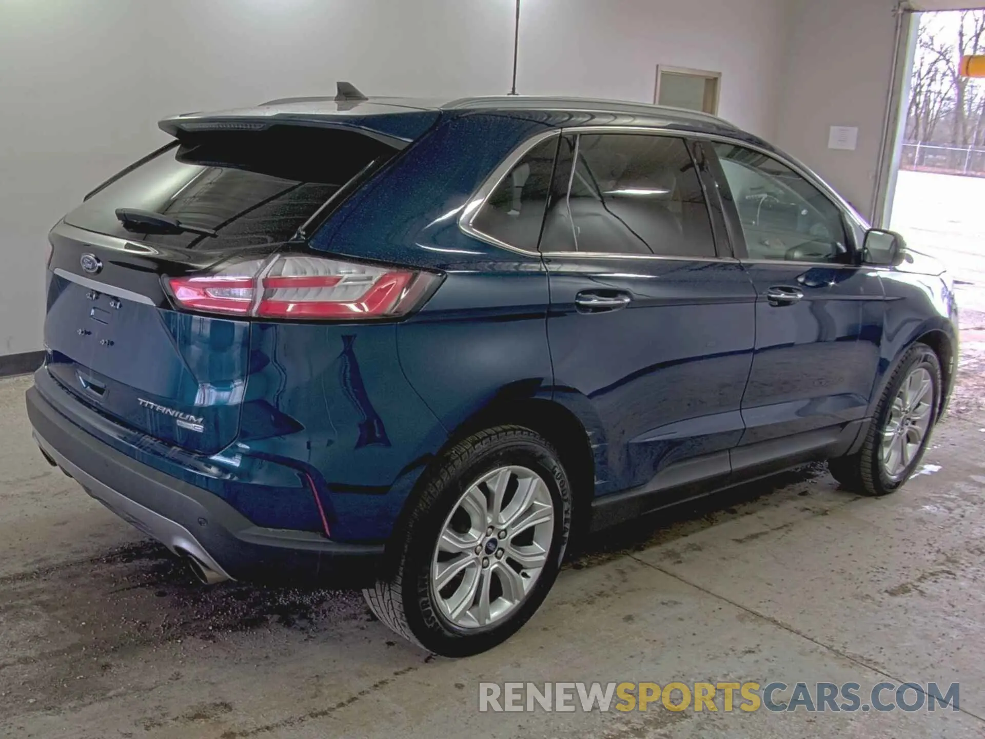 11 Photograph of a damaged car 2FMPK4K95LBB37655 FORD EDGE 2020