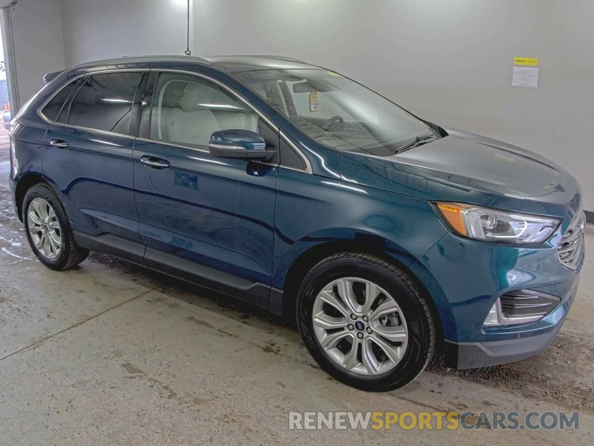 13 Photograph of a damaged car 2FMPK4K95LBB37655 FORD EDGE 2020