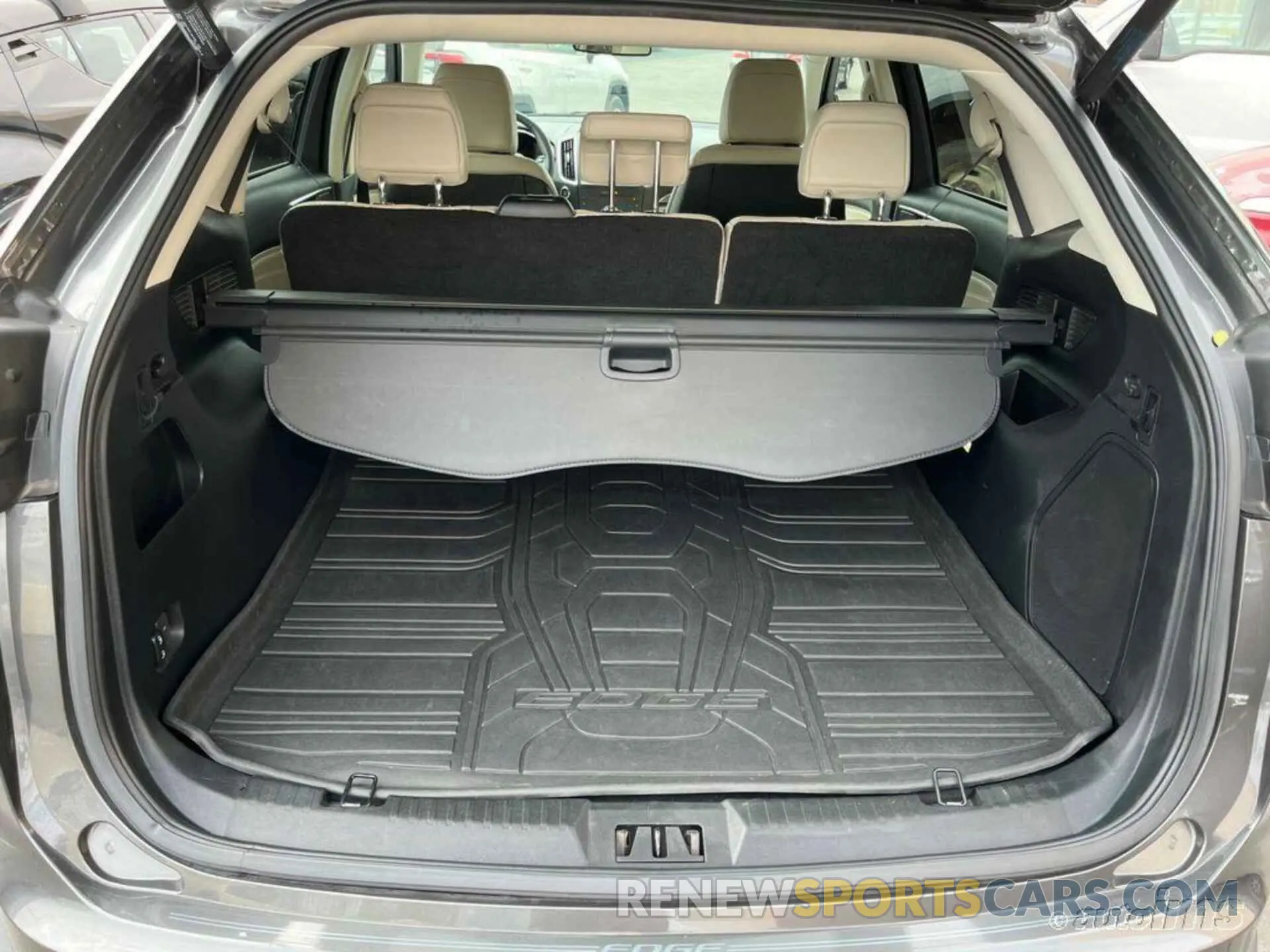 3 Photograph of a damaged car 2FMPK4K96LBA73836 FORD EDGE 2020