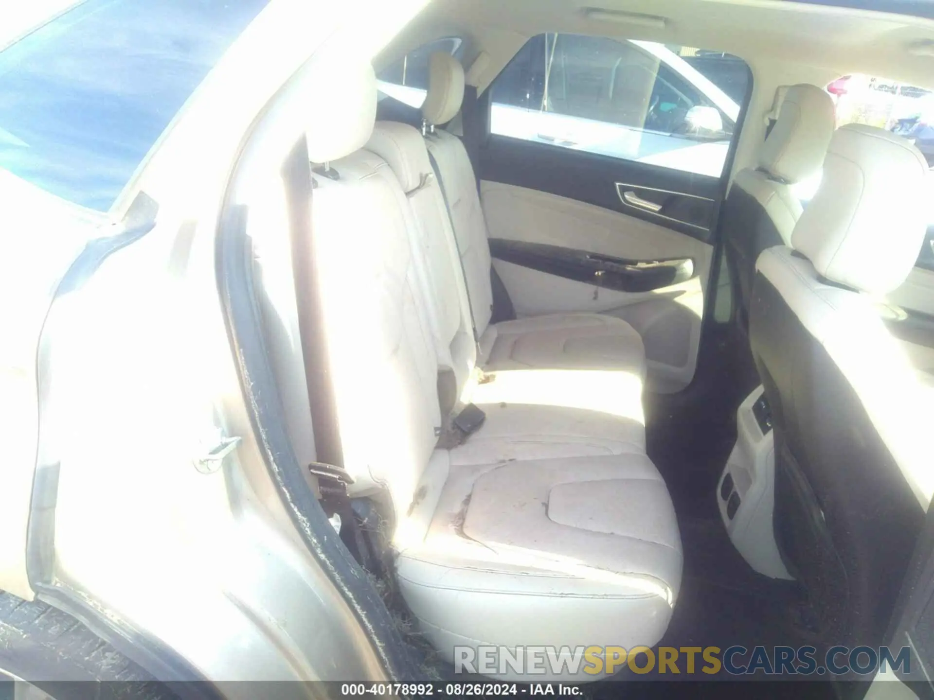 8 Photograph of a damaged car 2FMPK4K97LBA25651 FORD EDGE 2020
