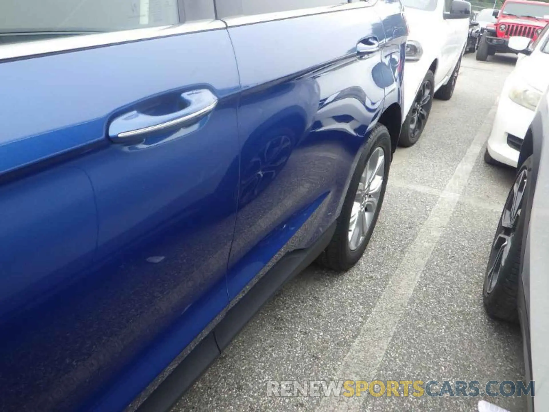 17 Photograph of a damaged car 2FMPK4K97LBB37656 FORD EDGE 2020