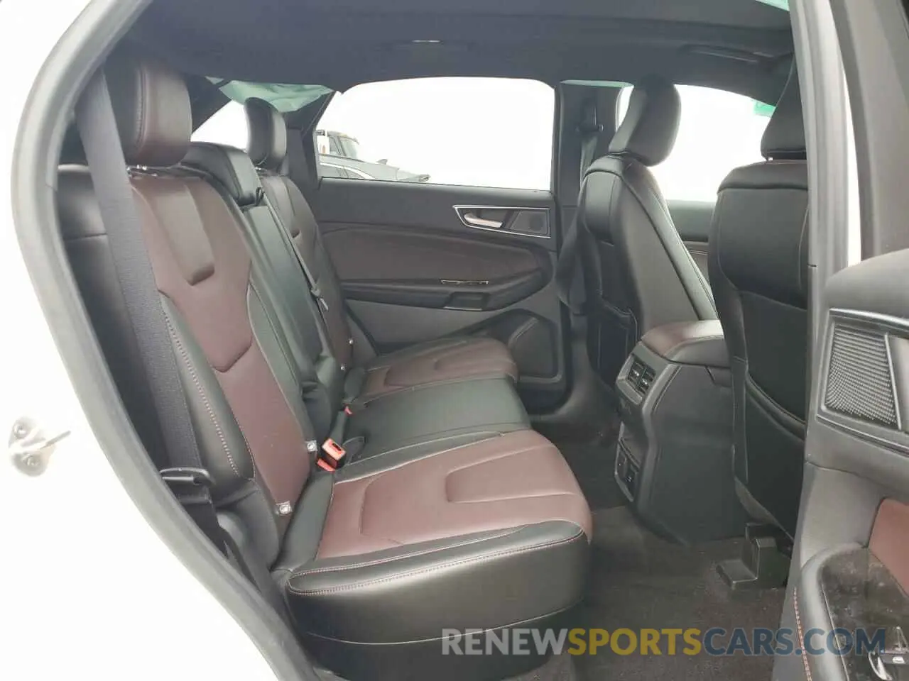 11 Photograph of a damaged car 2FMPK4K98LBA66189 FORD EDGE 2020