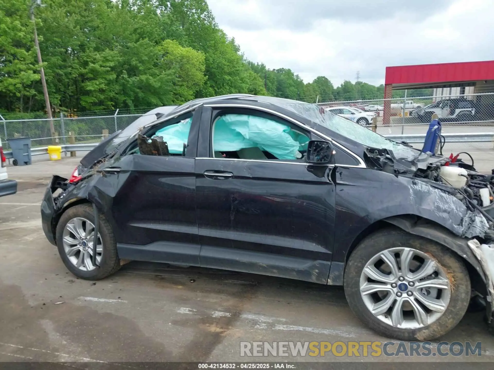 13 Photograph of a damaged car 2FMPK4K98LBB12684 FORD EDGE 2020