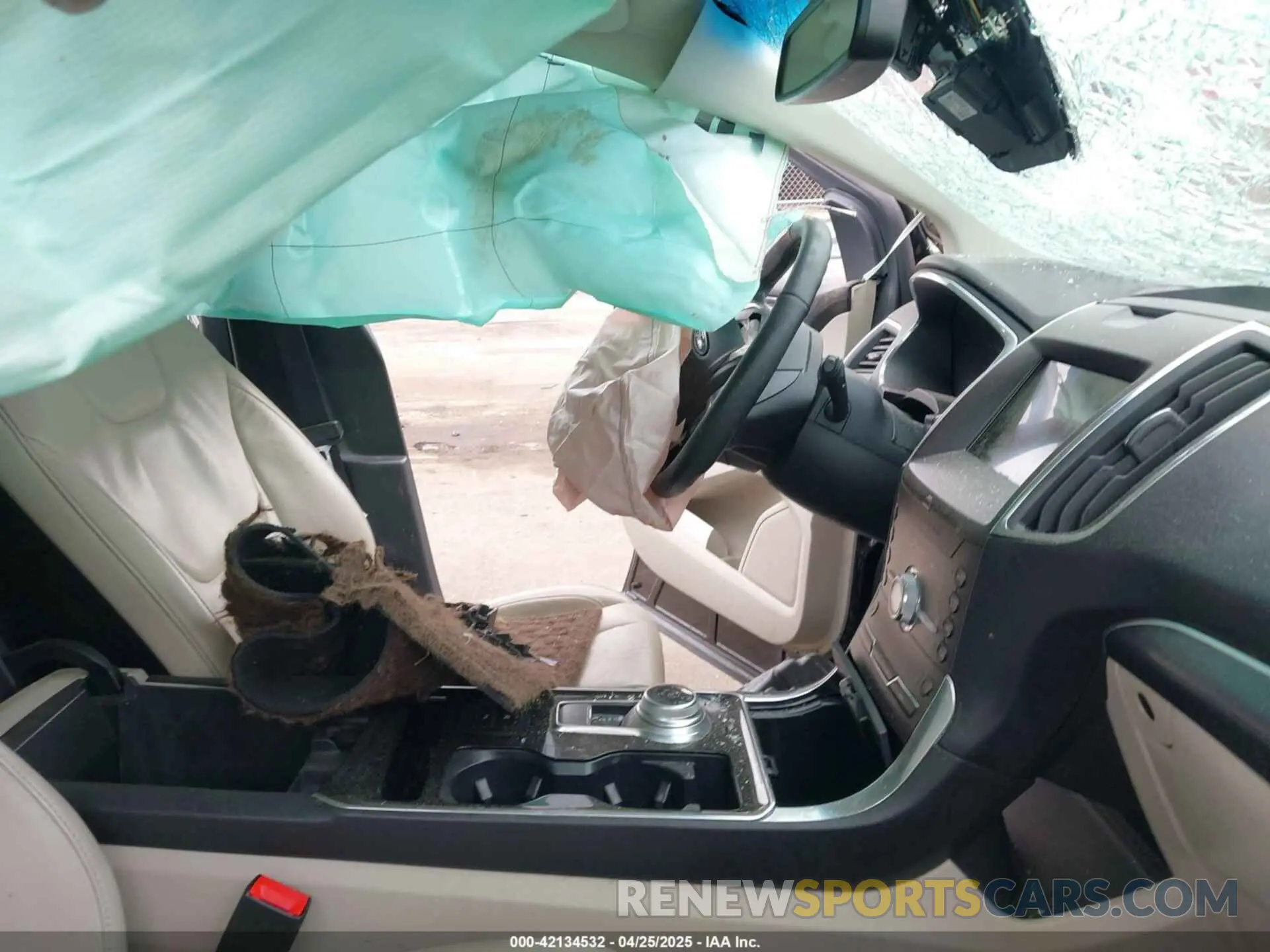 5 Photograph of a damaged car 2FMPK4K98LBB12684 FORD EDGE 2020