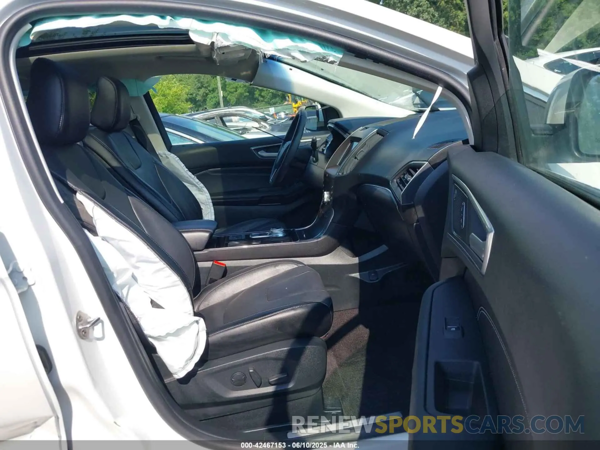 5 Photograph of a damaged car 2FMPK4K99LBB53860 FORD EDGE 2020
