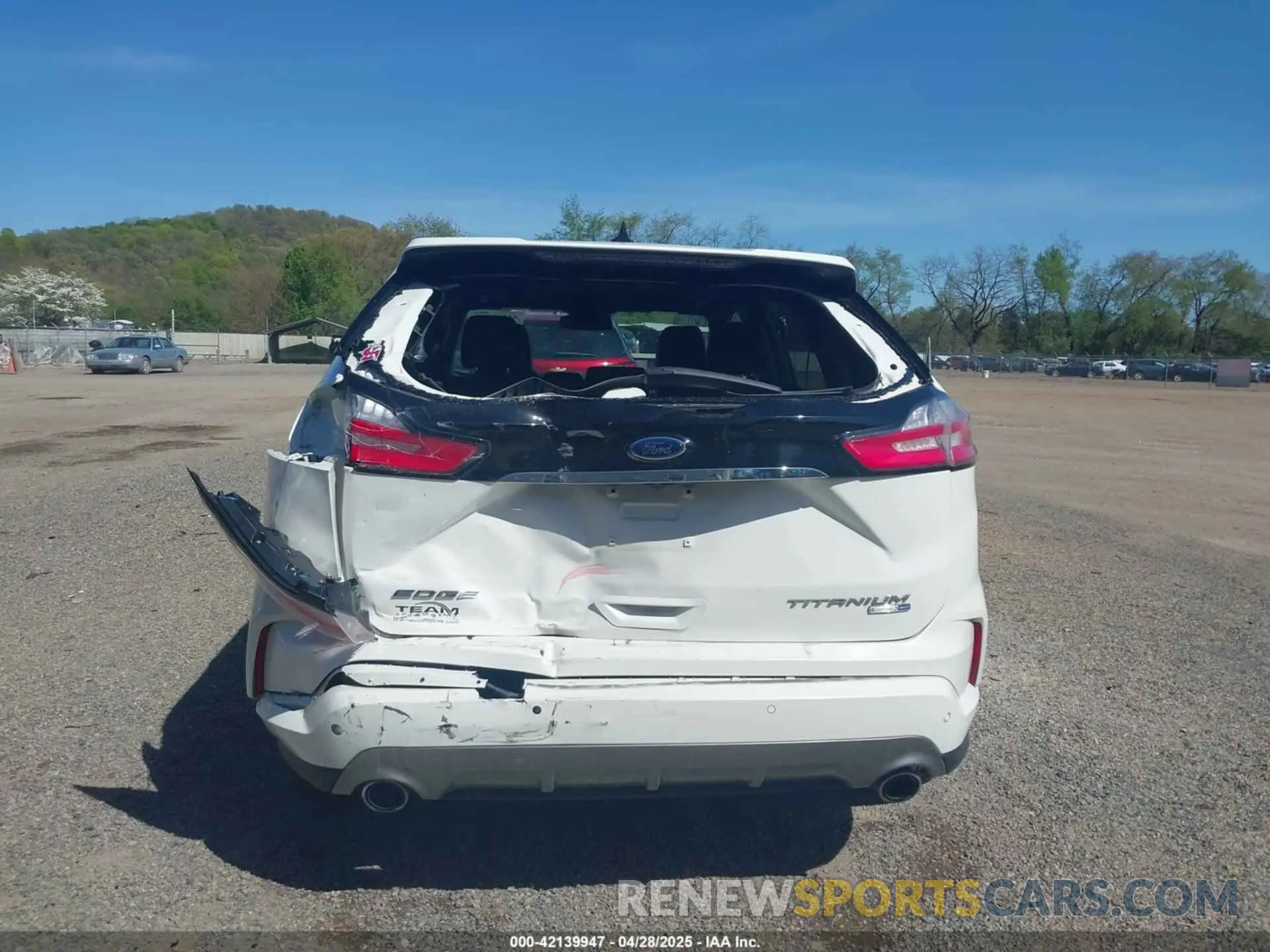 16 Photograph of a damaged car 2FMPK4K99LBB59058 FORD EDGE 2020