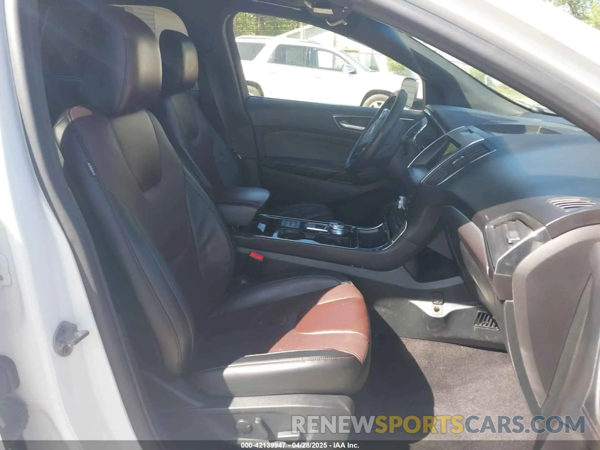 5 Photograph of a damaged car 2FMPK4K99LBB59058 FORD EDGE 2020