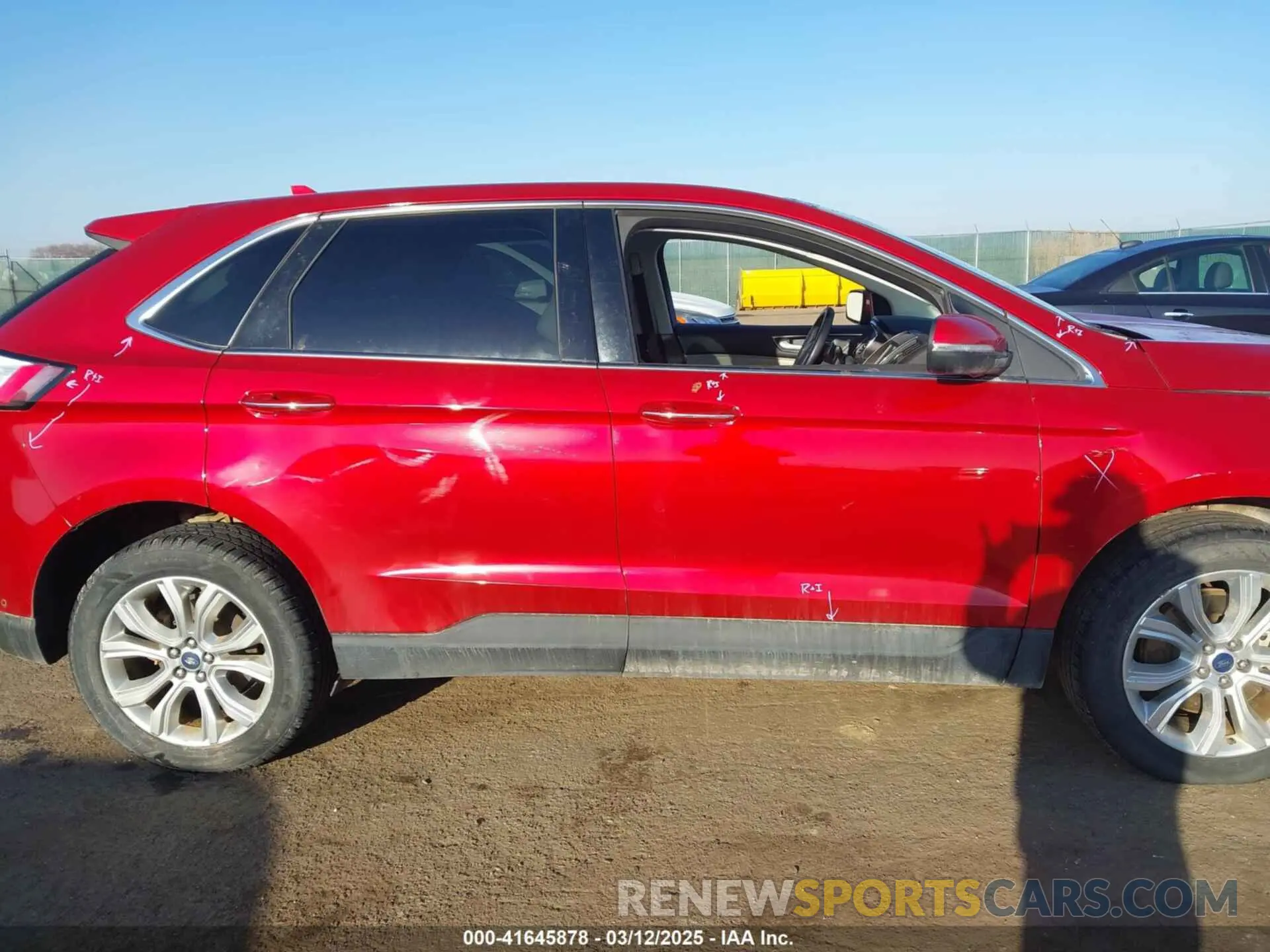 14 Photograph of a damaged car 2FMPK4K9XLBA12263 FORD EDGE 2020