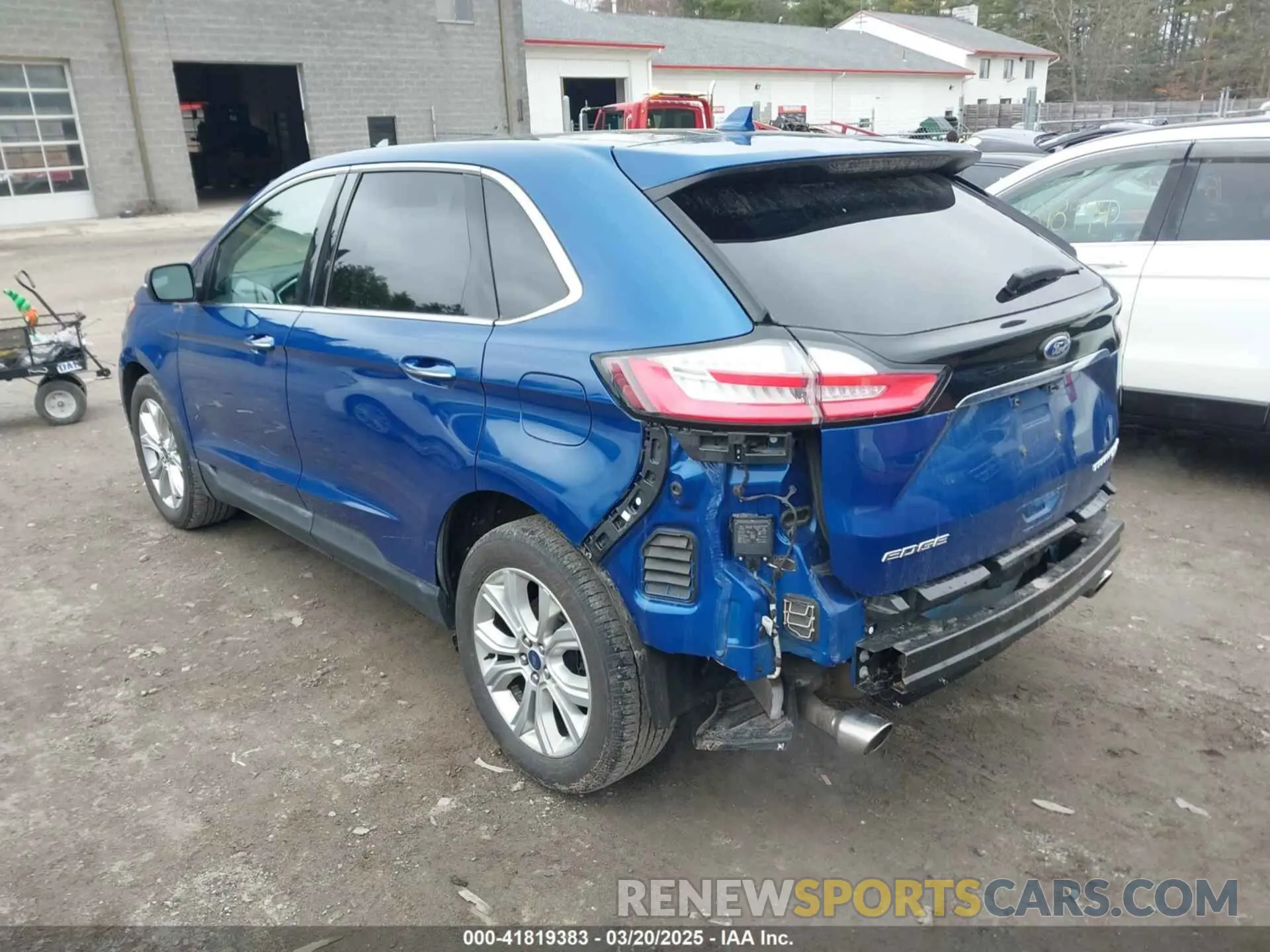 3 Photograph of a damaged car 2FMPK4K9XLBA53394 FORD EDGE 2020