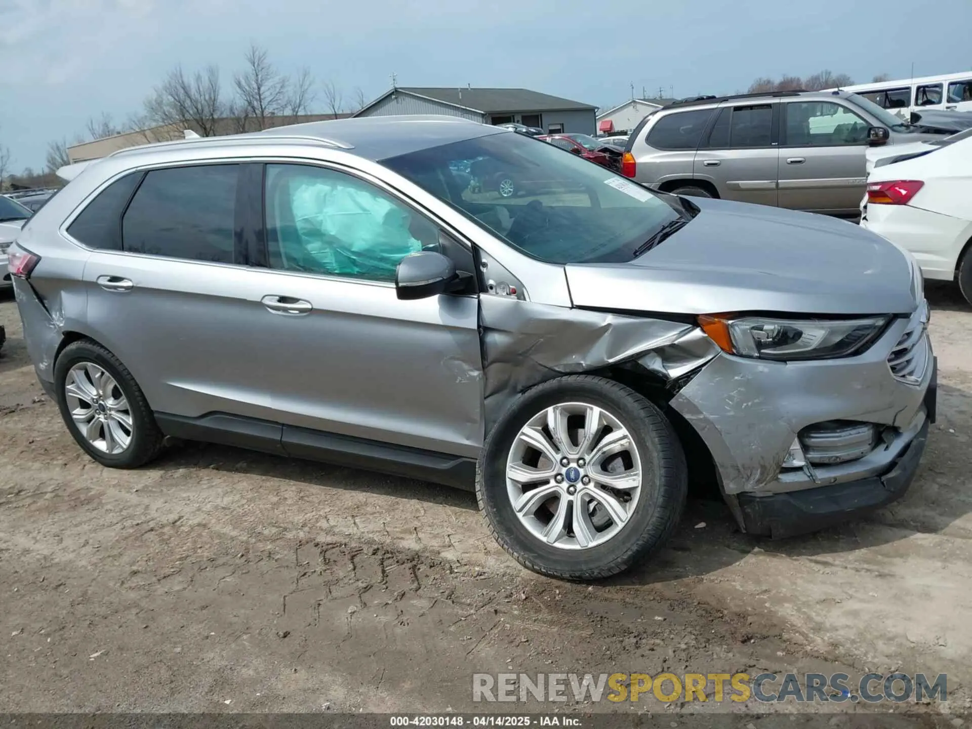 13 Photograph of a damaged car 2FMPK4K9XLBA71720 FORD EDGE 2020