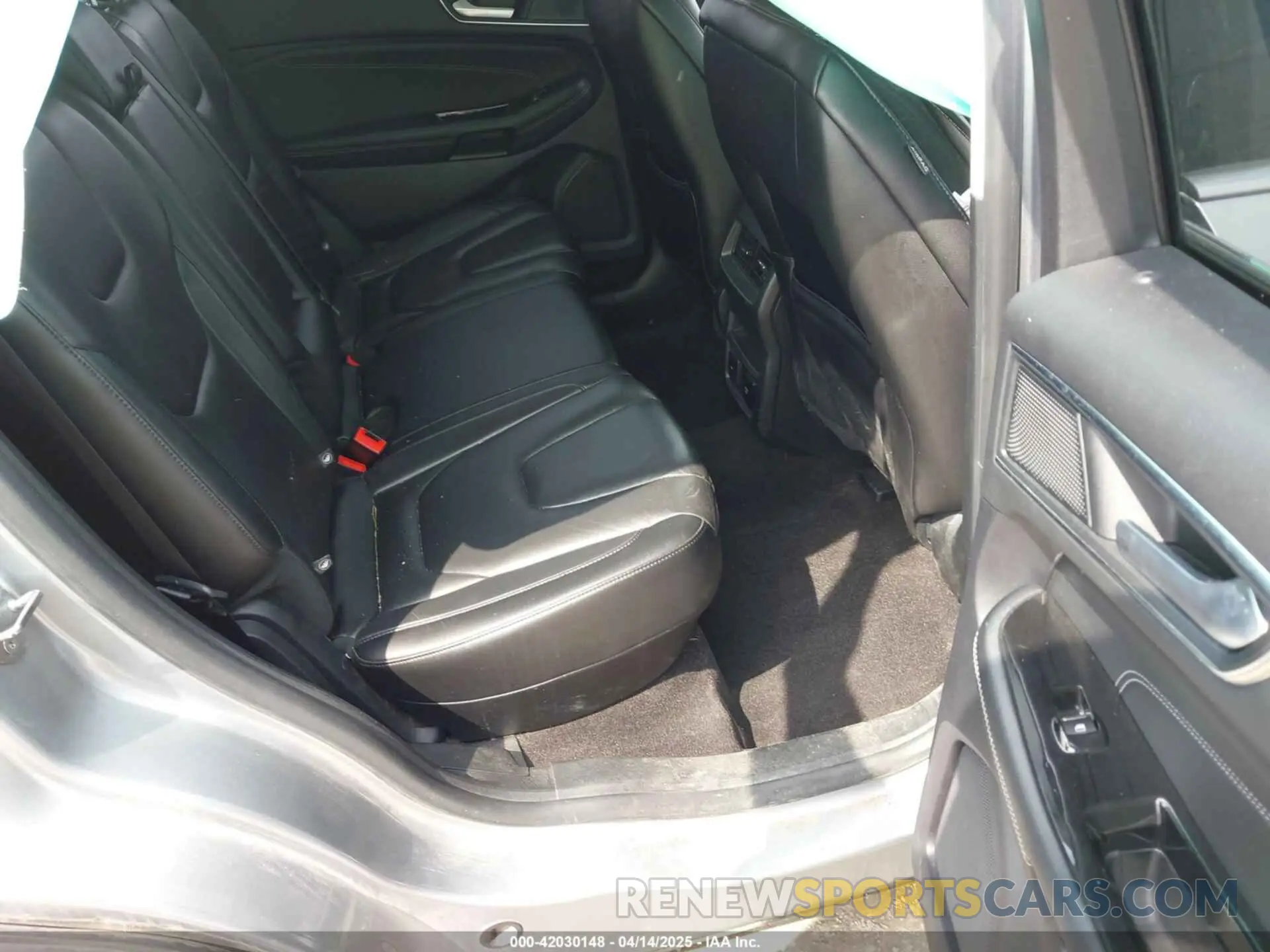 8 Photograph of a damaged car 2FMPK4K9XLBA71720 FORD EDGE 2020