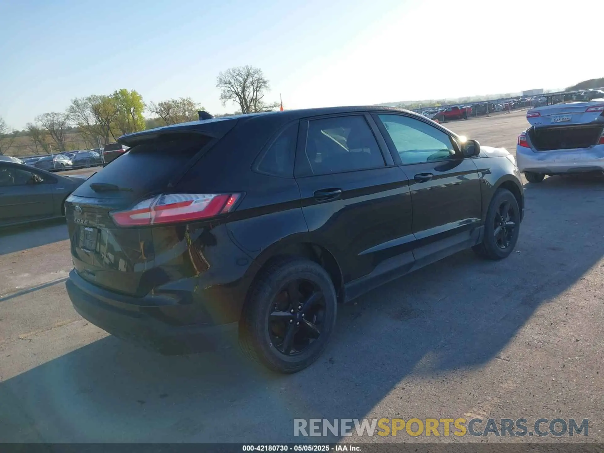 4 Photograph of a damaged car 2FMPK3G90MBA18643 FORD EDGE 2021