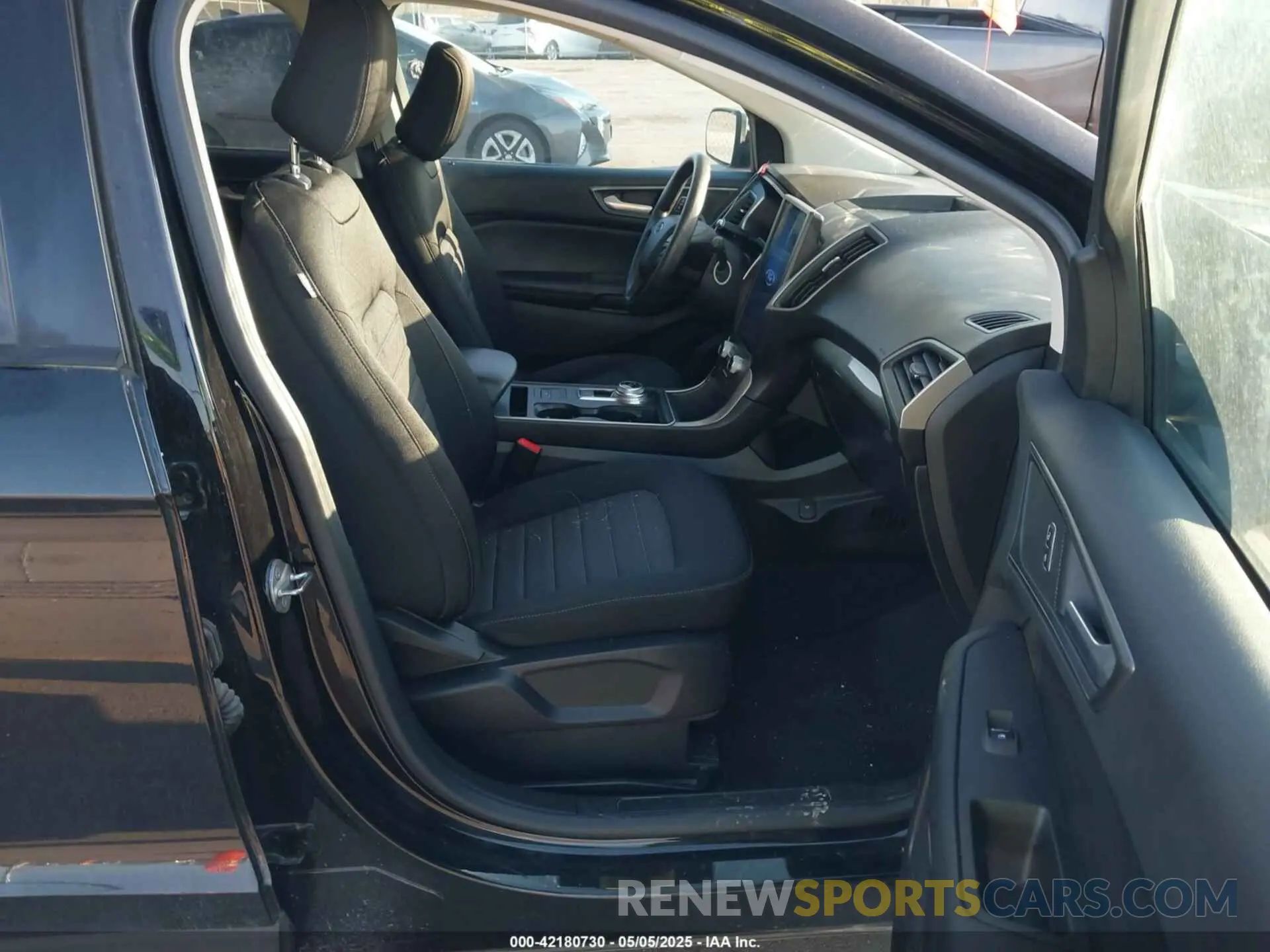 5 Photograph of a damaged car 2FMPK3G90MBA18643 FORD EDGE 2021