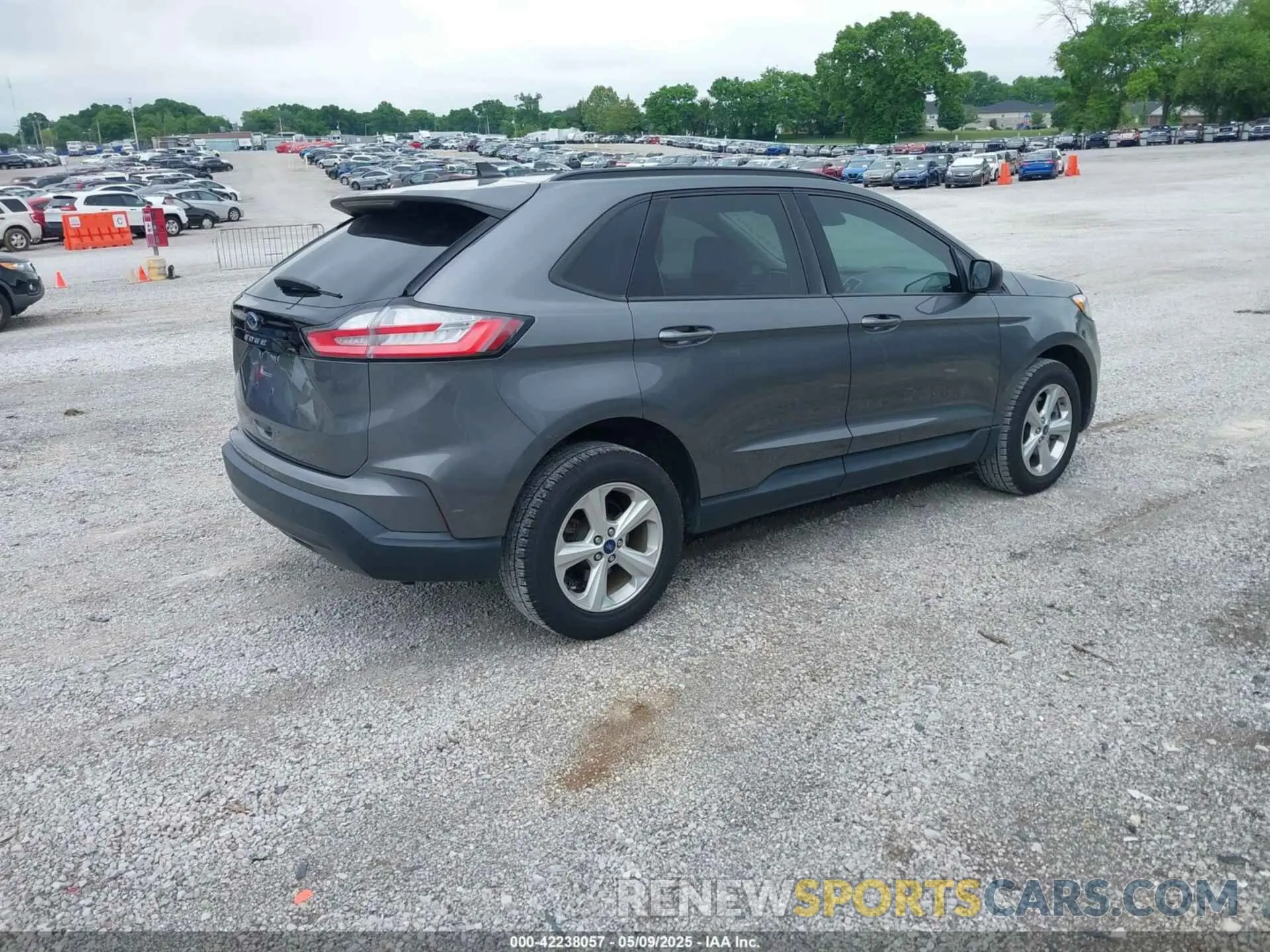 4 Photograph of a damaged car 2FMPK3G91MBA32468 FORD EDGE 2021