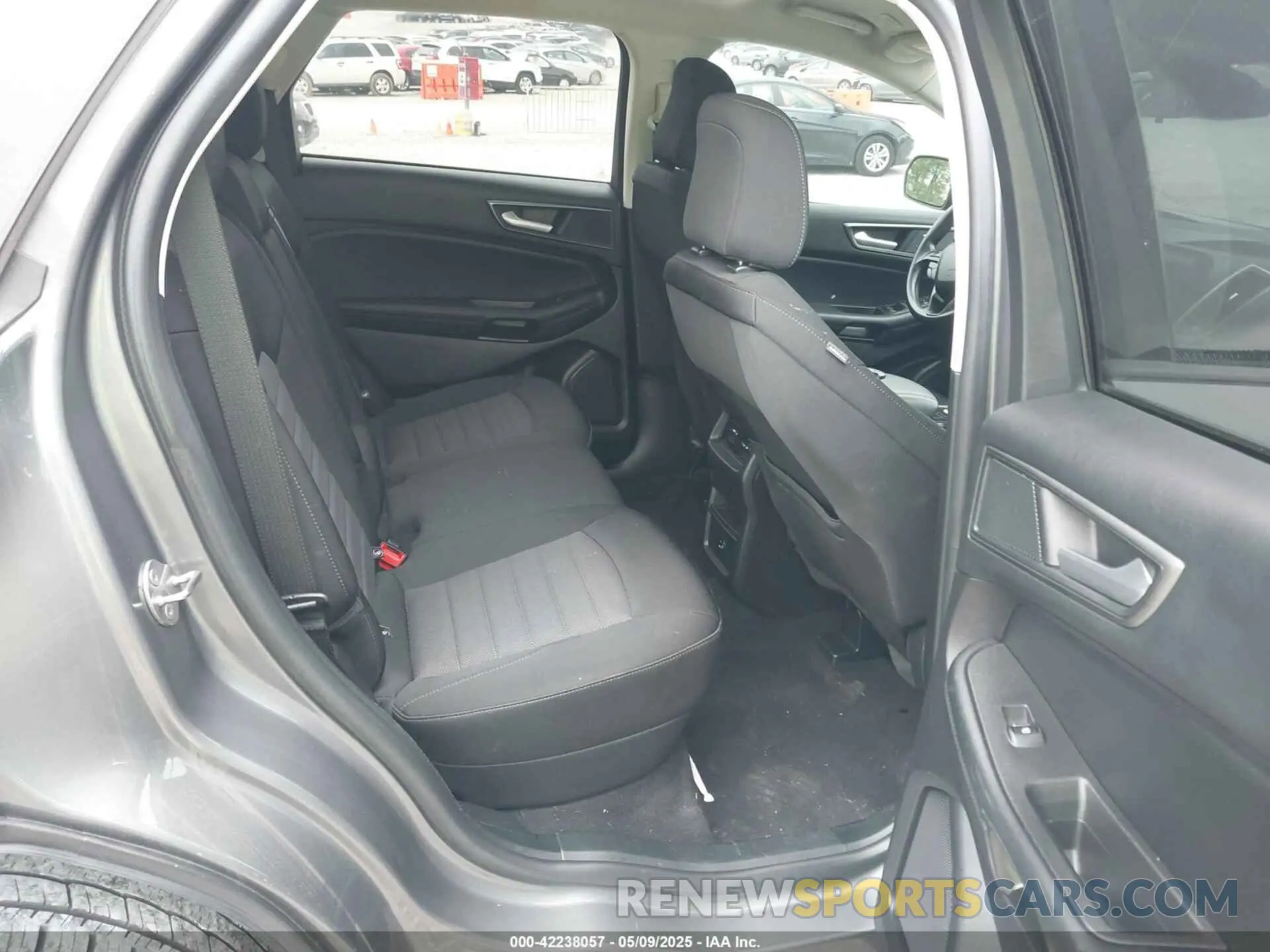 8 Photograph of a damaged car 2FMPK3G91MBA32468 FORD EDGE 2021