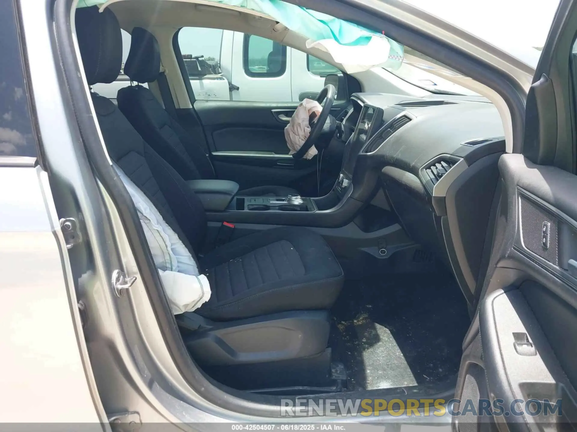 5 Photograph of a damaged car 2FMPK3G93MBA62989 FORD EDGE 2021