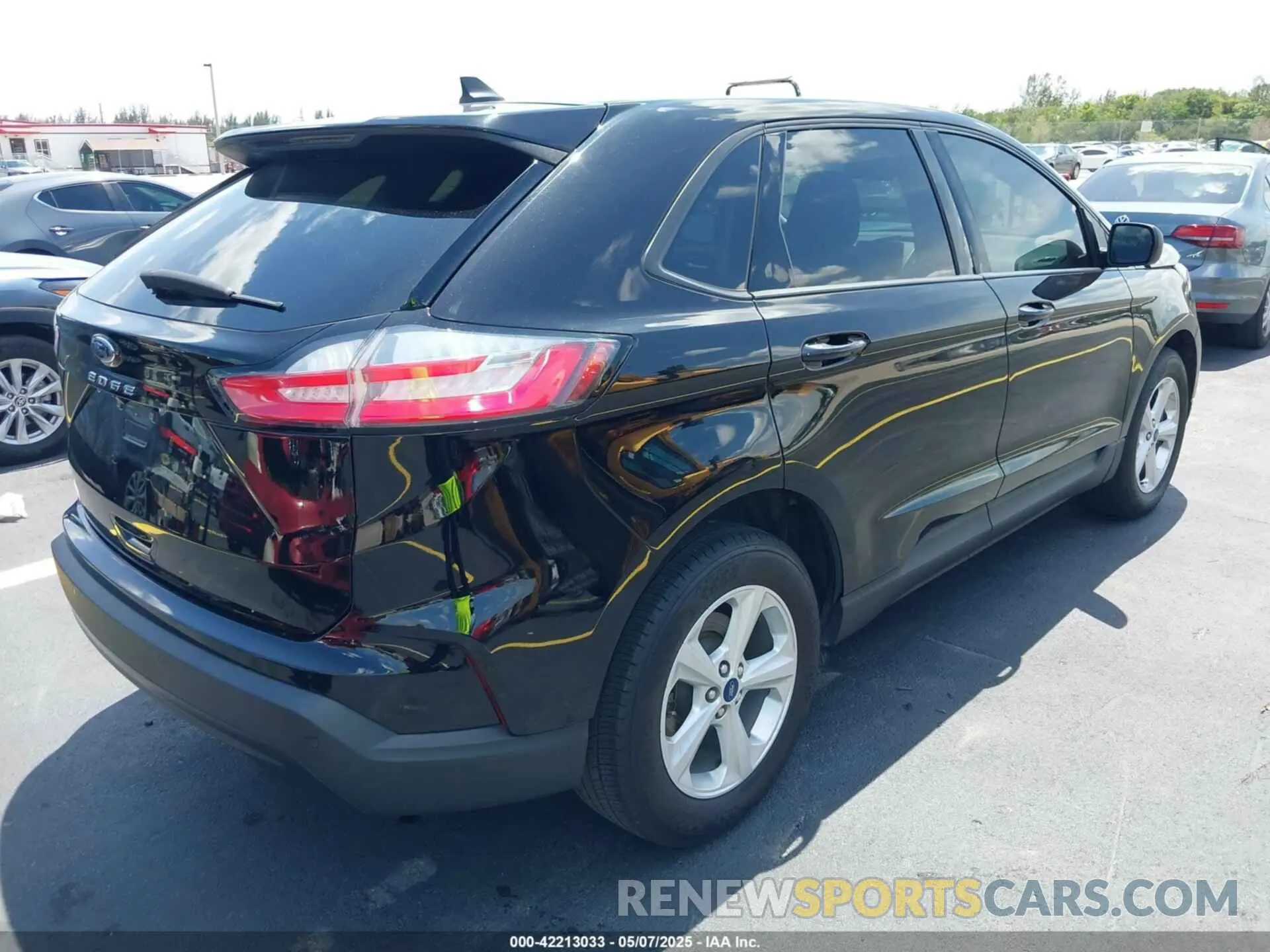 4 Photograph of a damaged car 2FMPK3G96MBA44423 FORD EDGE 2021