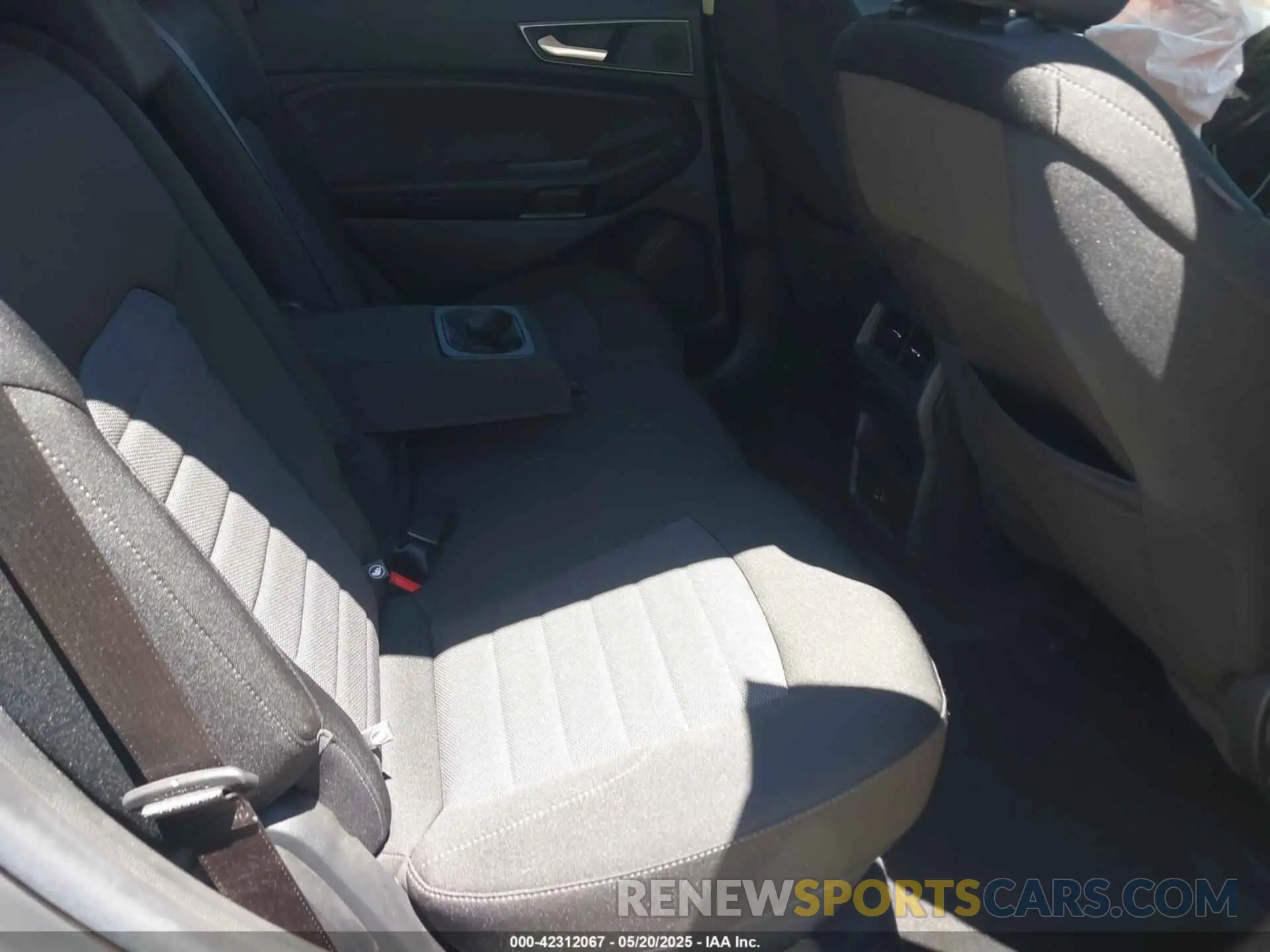 8 Photograph of a damaged car 2FMPK3G99MBA26188 FORD EDGE 2021