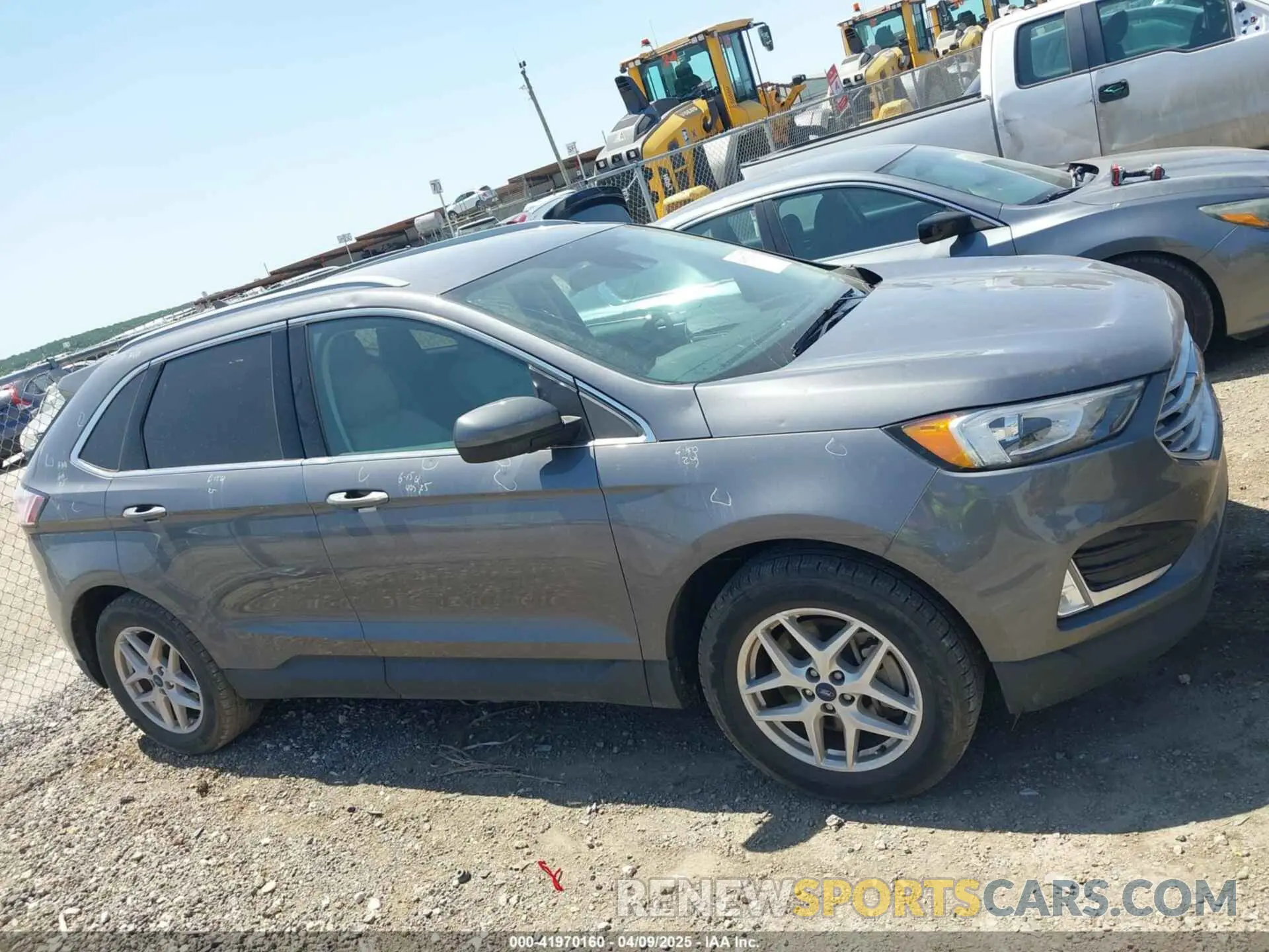 13 Photograph of a damaged car 2FMPK3J90MBA11295 FORD EDGE 2021