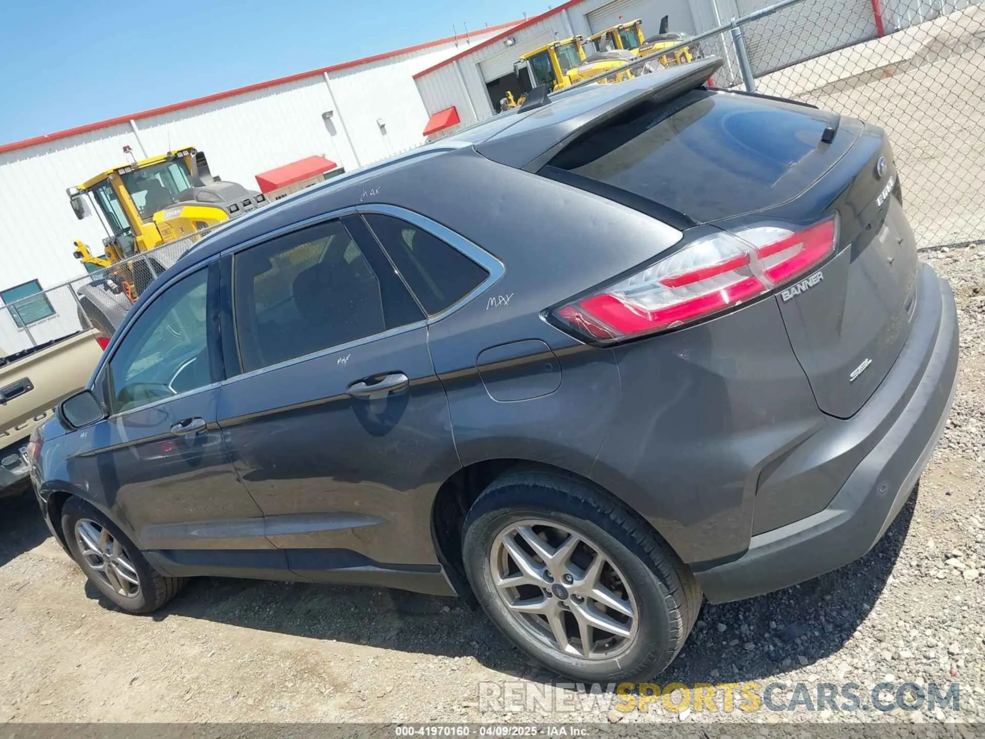 14 Photograph of a damaged car 2FMPK3J90MBA11295 FORD EDGE 2021