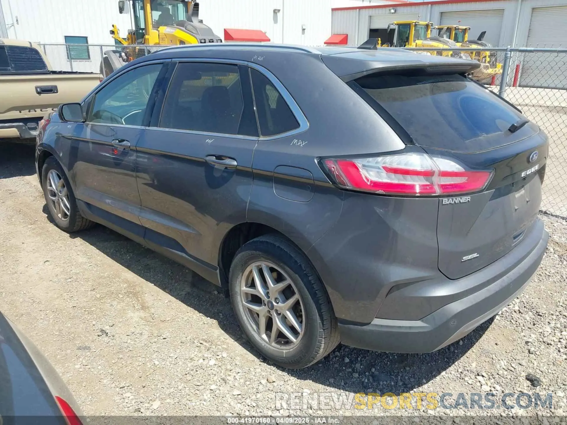 3 Photograph of a damaged car 2FMPK3J90MBA11295 FORD EDGE 2021