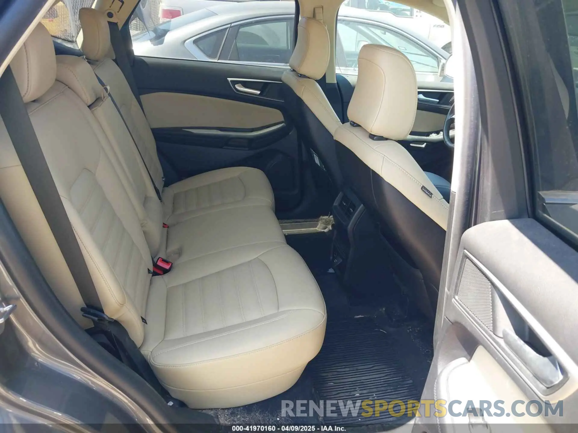 8 Photograph of a damaged car 2FMPK3J90MBA11295 FORD EDGE 2021