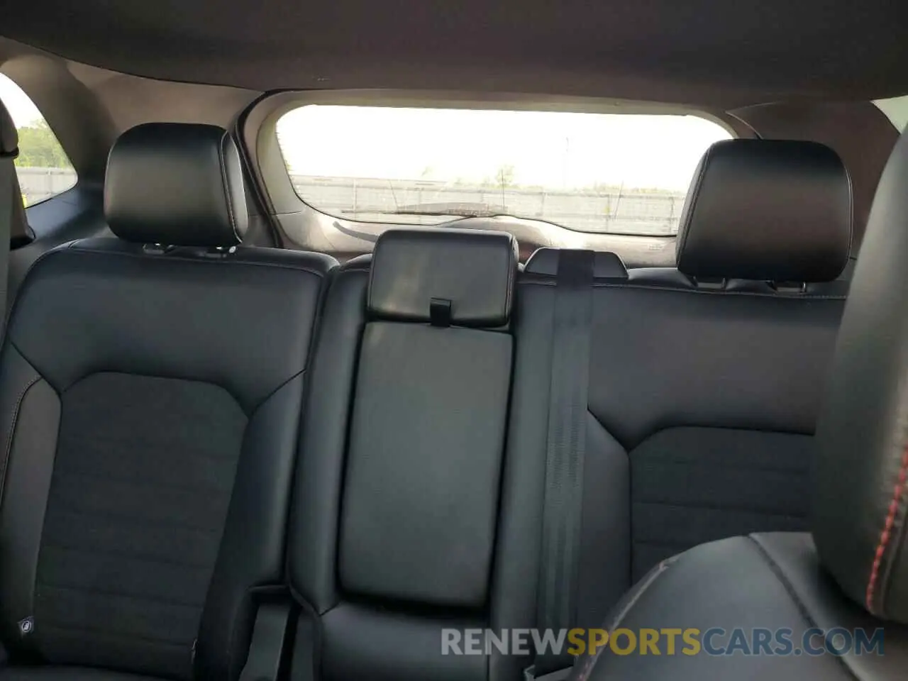 10 Photograph of a damaged car 2FMPK3J90MBA17663 FORD EDGE 2021