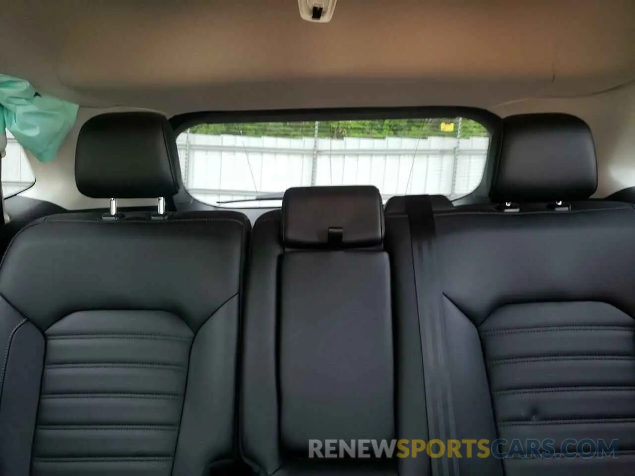 10 Photograph of a damaged car 2FMPK3J90MBA64689 FORD EDGE 2021