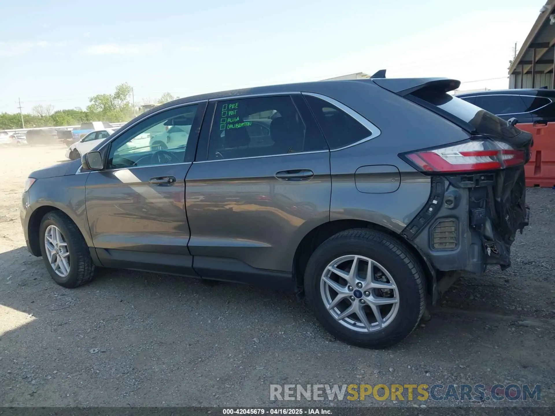14 Photograph of a damaged car 2FMPK3J91MBA25335 FORD EDGE 2021