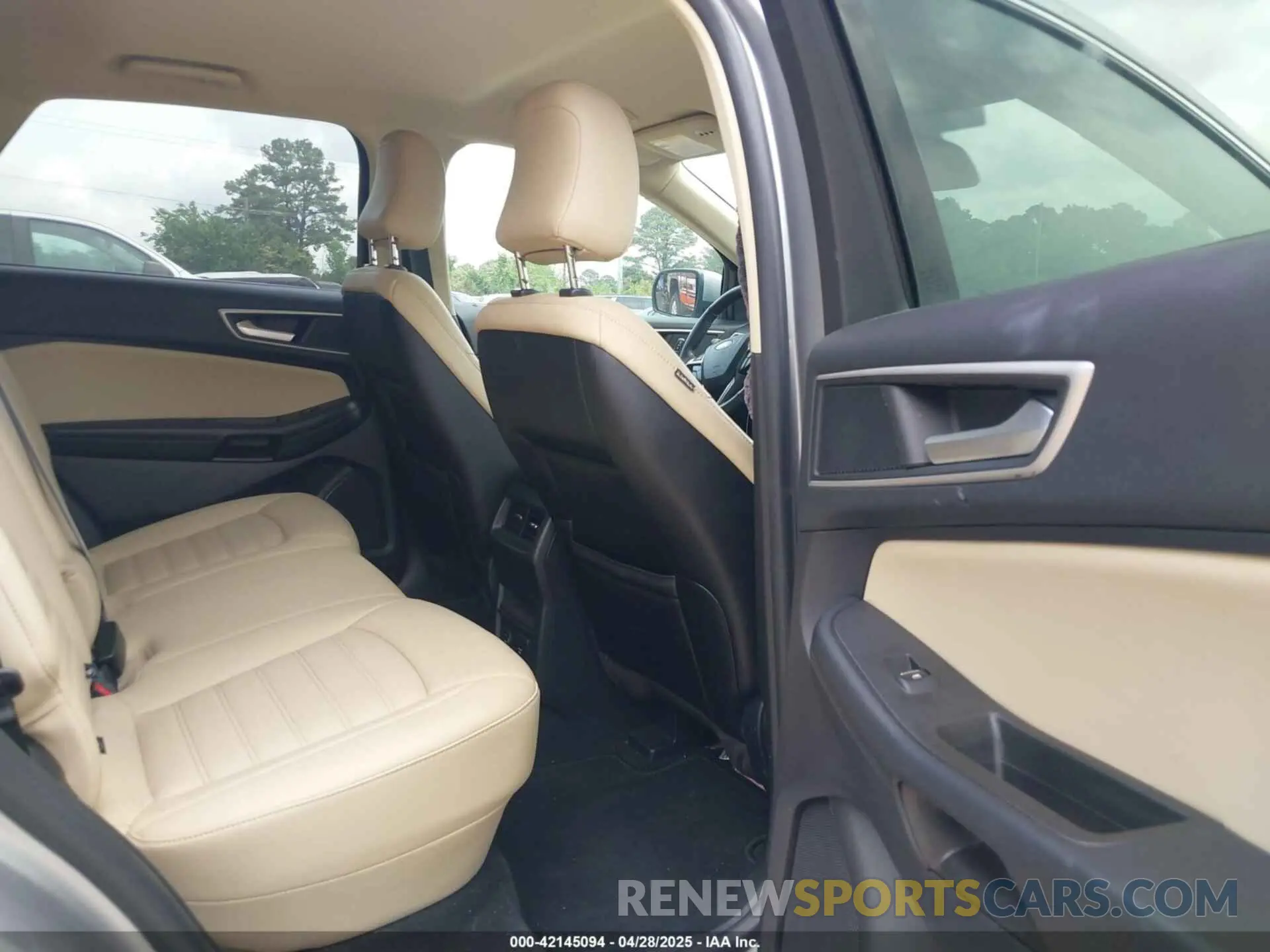 8 Photograph of a damaged car 2FMPK3J92MBA35954 FORD EDGE 2021
