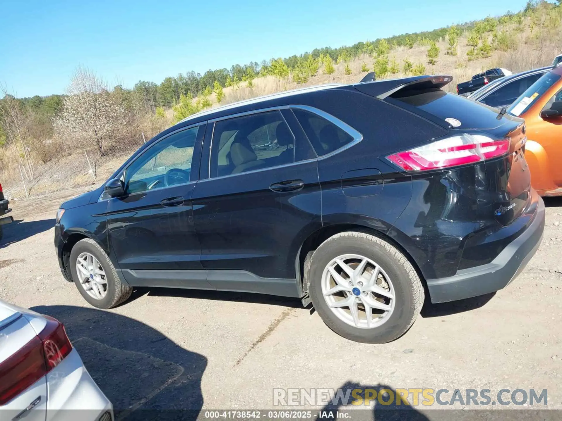 14 Photograph of a damaged car 2FMPK3J94MBA06052 FORD EDGE 2021