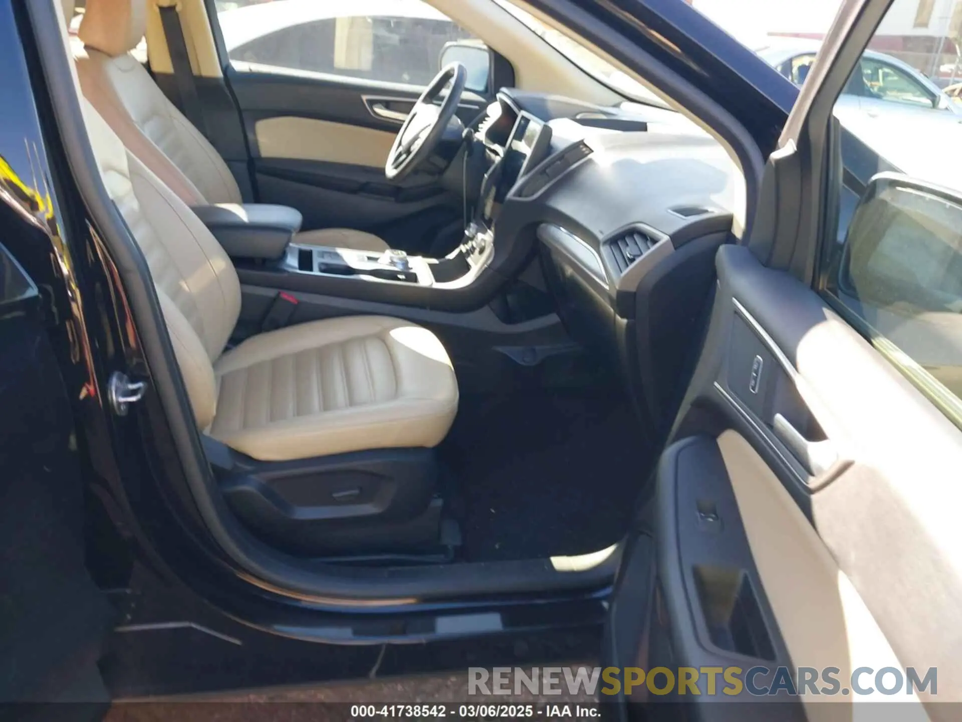 5 Photograph of a damaged car 2FMPK3J94MBA06052 FORD EDGE 2021