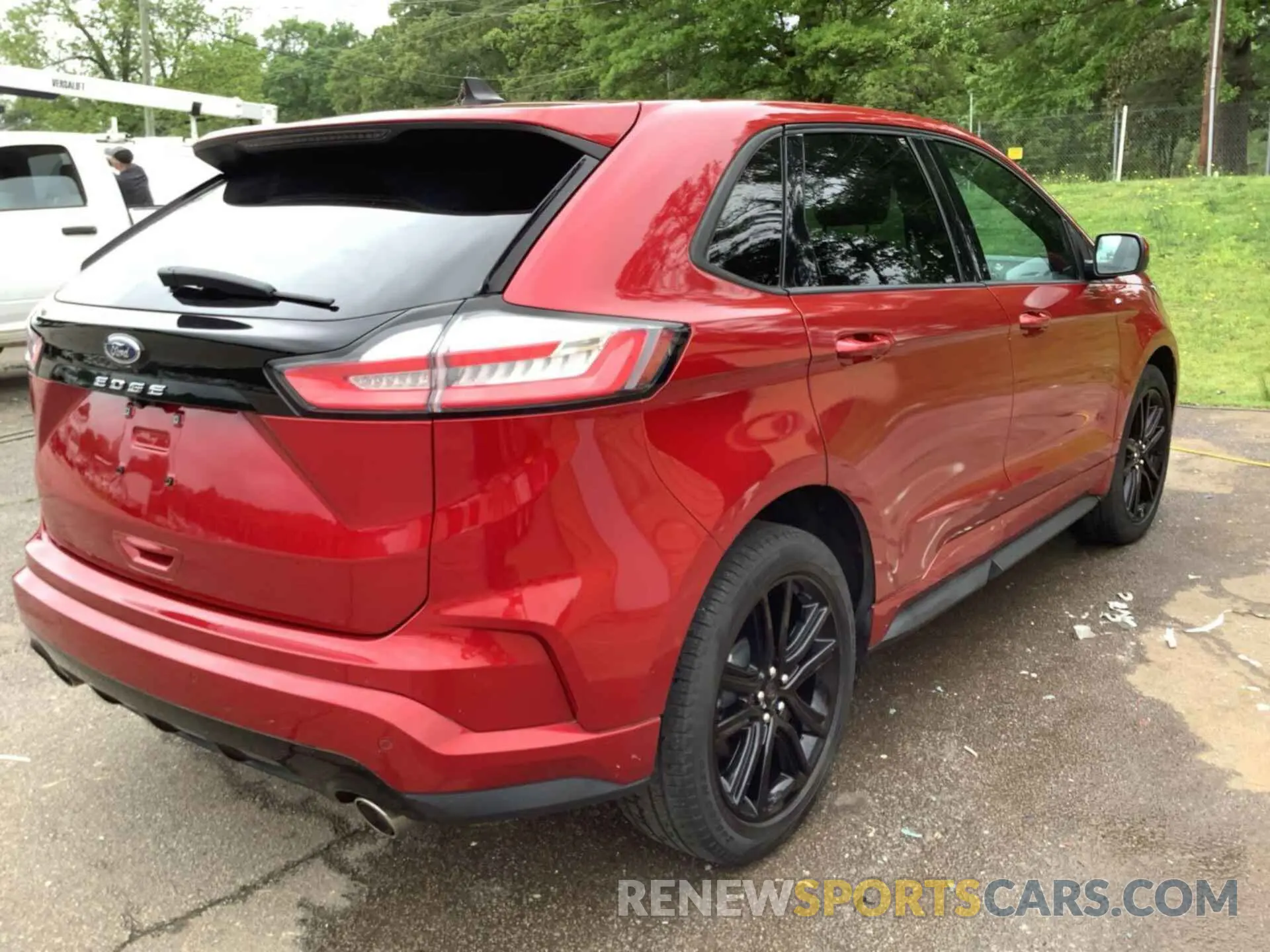 26 Photograph of a damaged car 2FMPK3J94MBA48169 FORD EDGE 2021