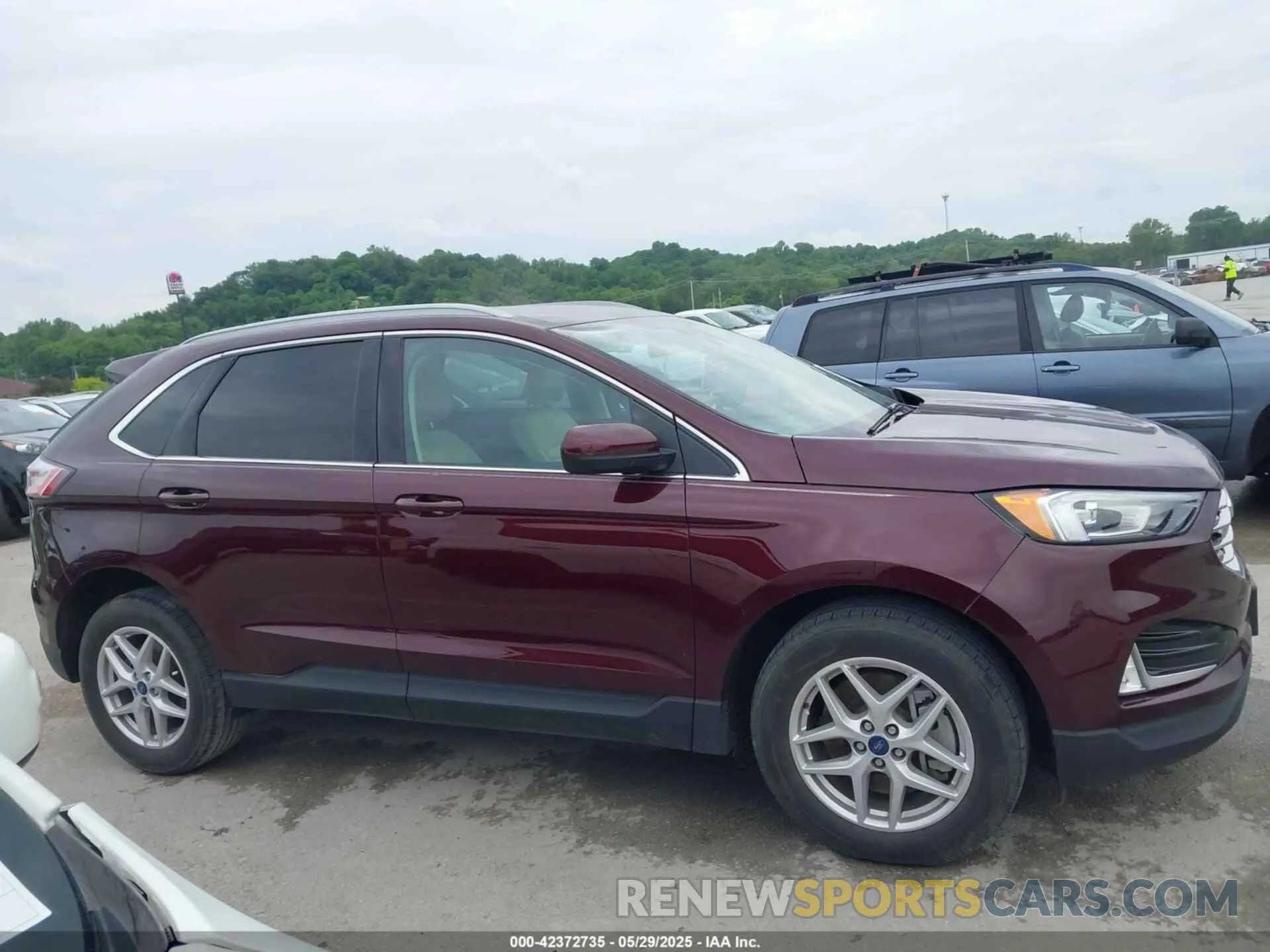 13 Photograph of a damaged car 2FMPK3J94MBA55767 FORD EDGE 2021